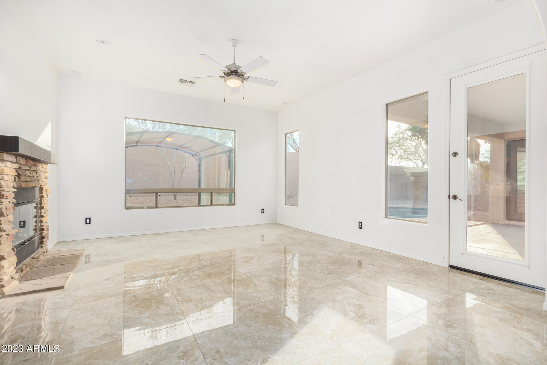 2321 W MINERAL Road