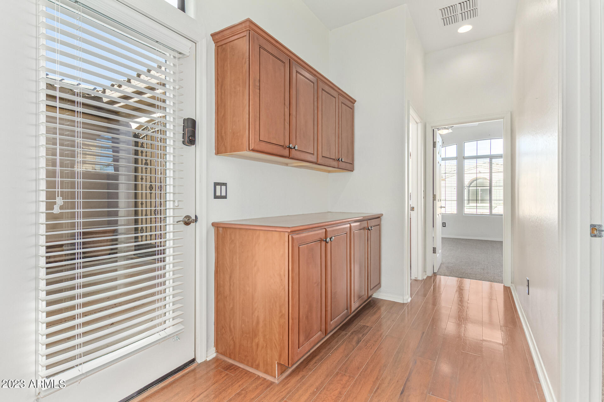 2321 W MINERAL Road