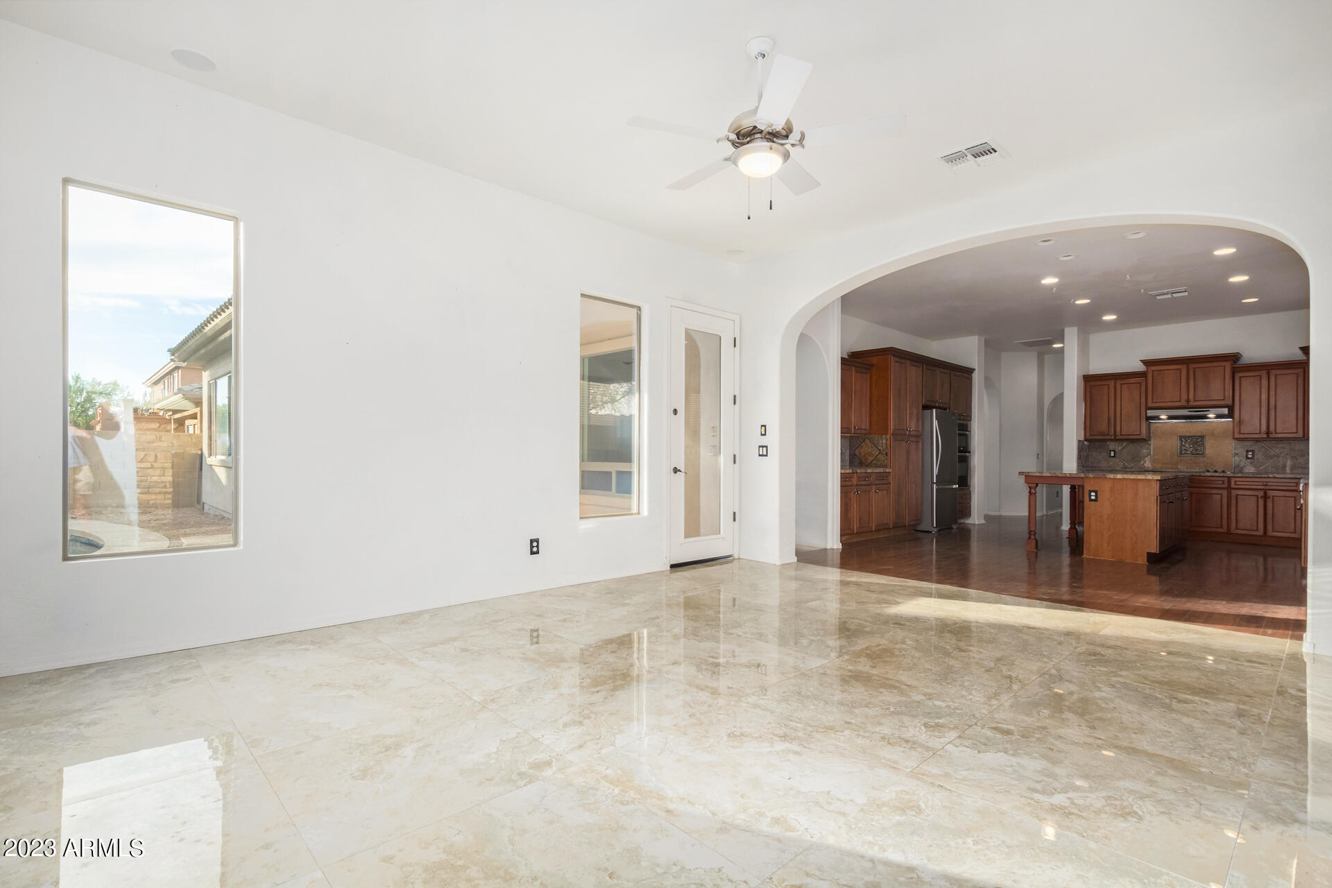 2321 W MINERAL Road