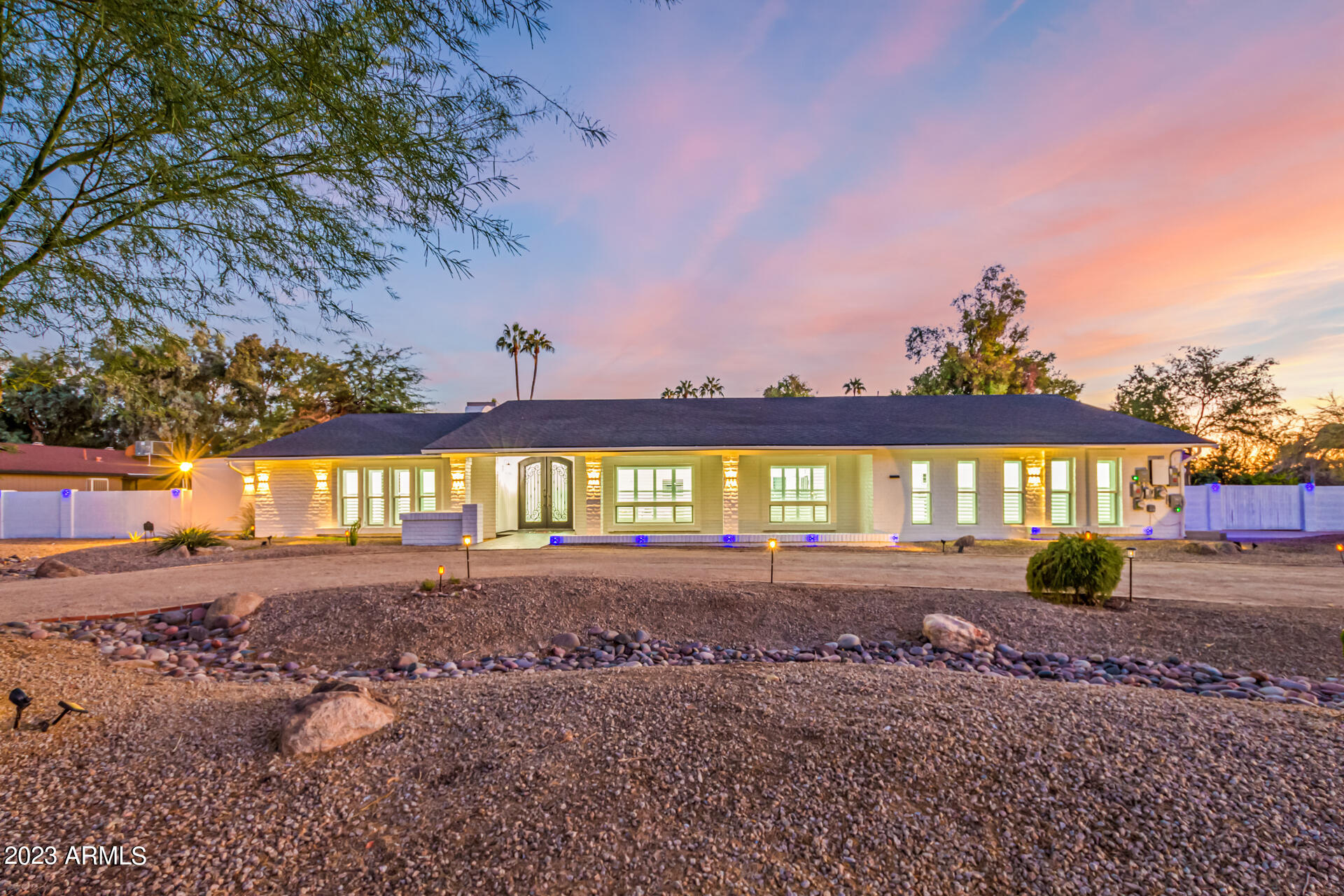 6413 W CORRINE Drive