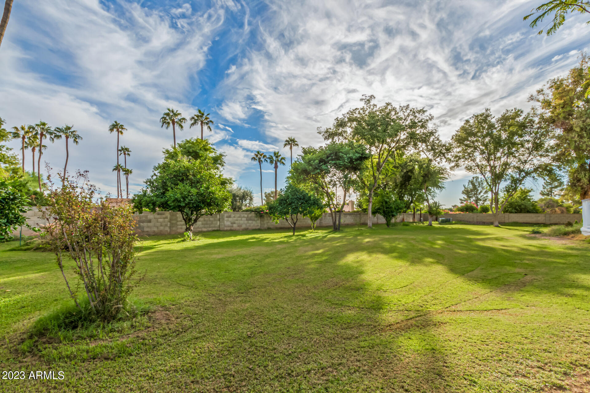 6413 W CORRINE Drive