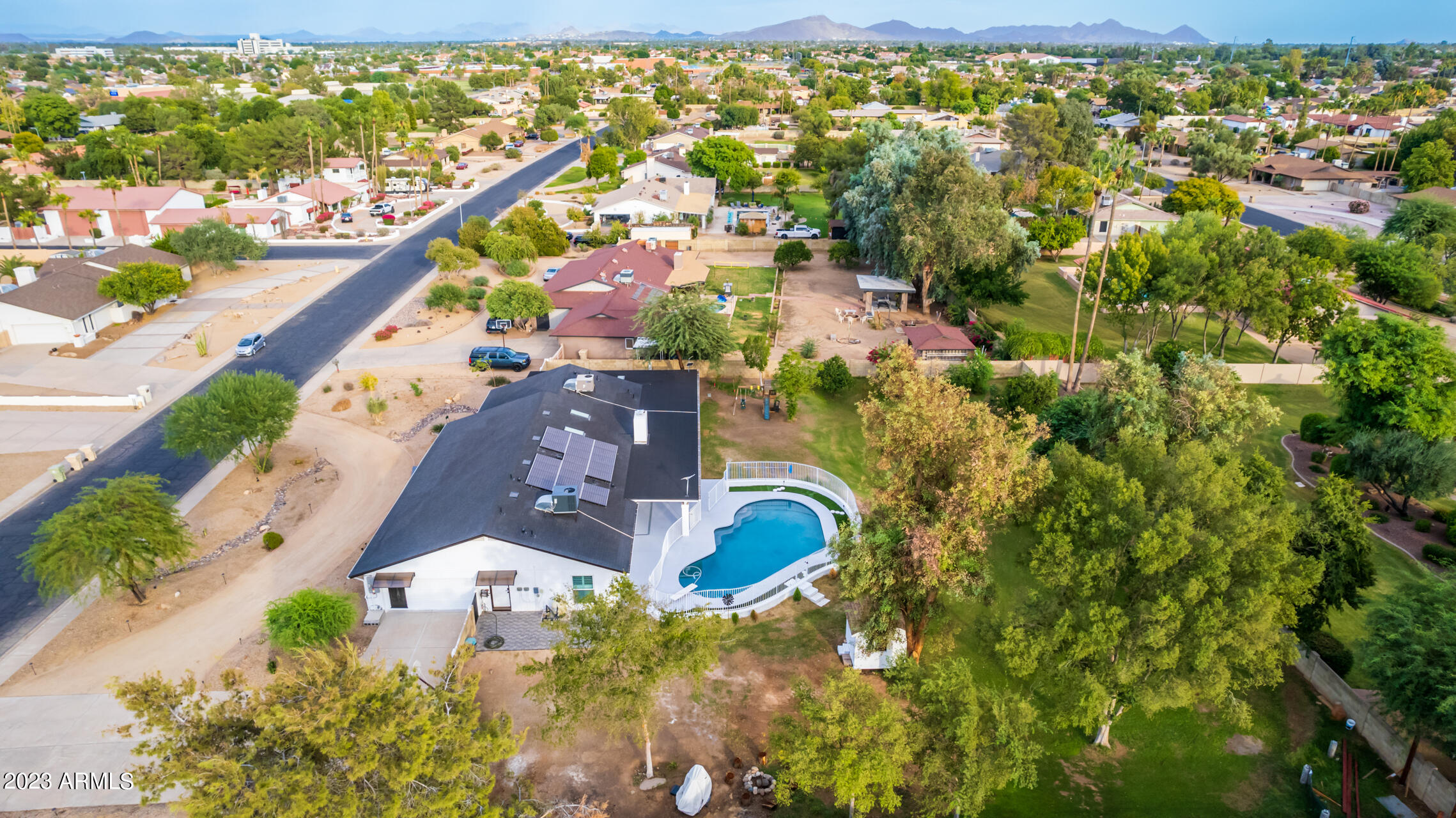 6413 W CORRINE Drive