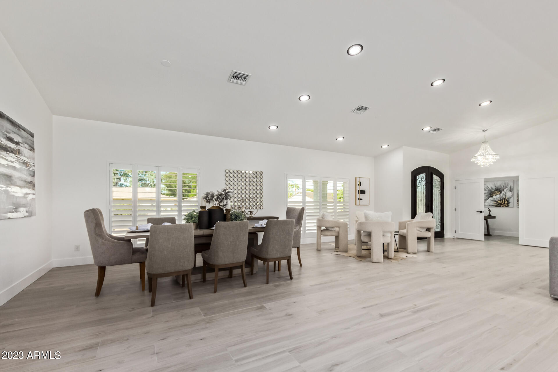 6413 W CORRINE Drive