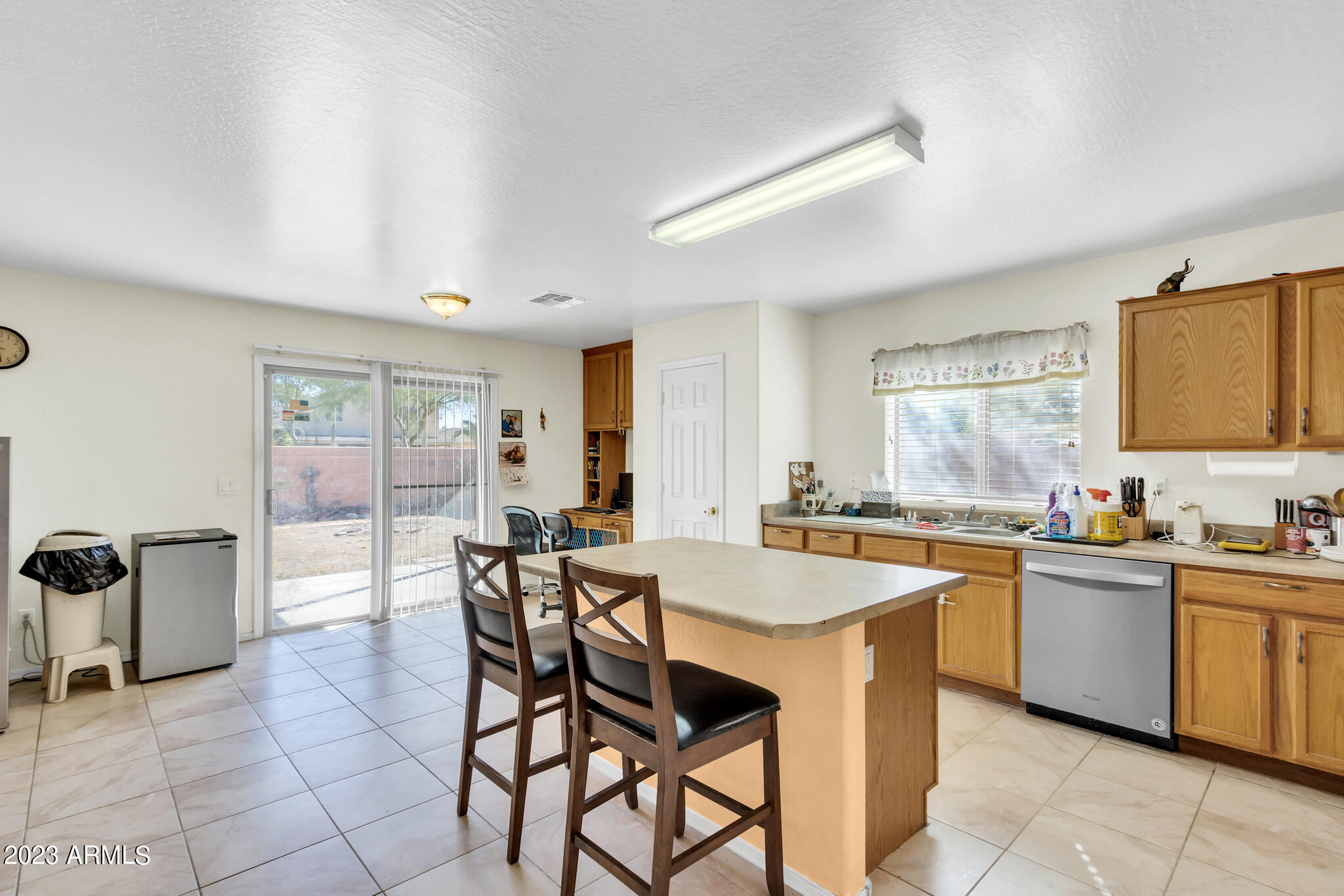 2028 N WILDFLOWER Lane