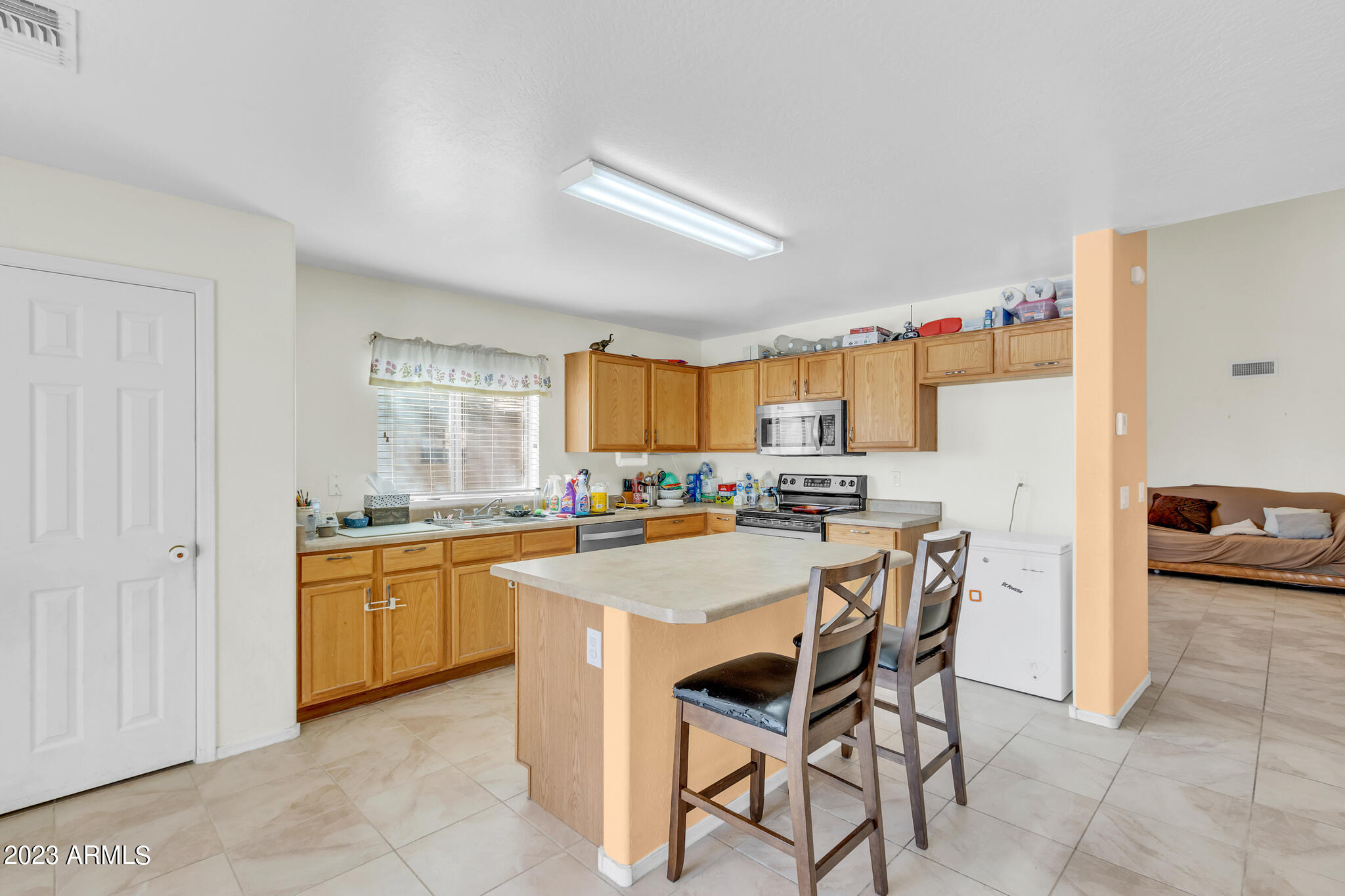 2028 N WILDFLOWER Lane