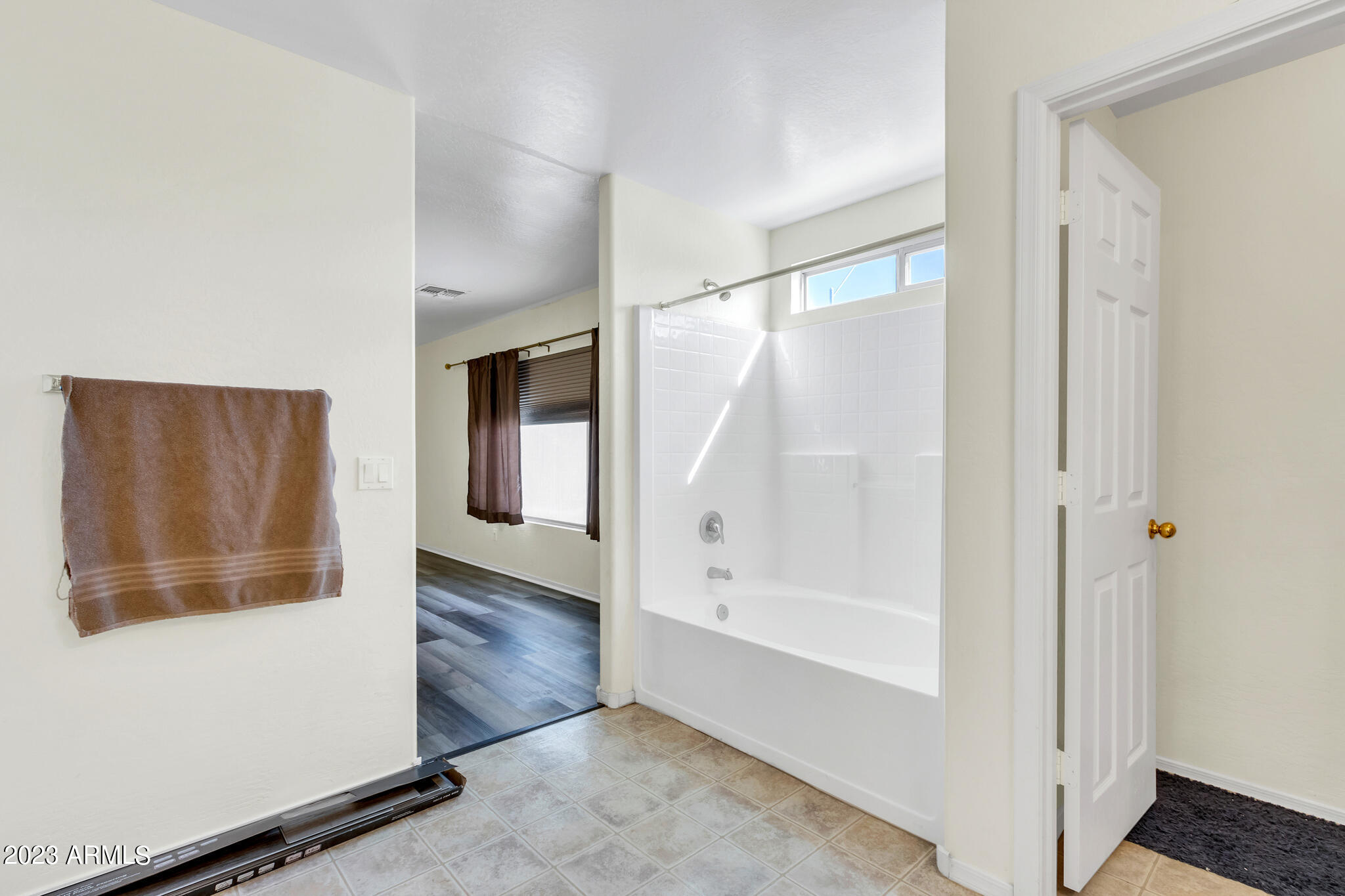 2028 N WILDFLOWER Lane