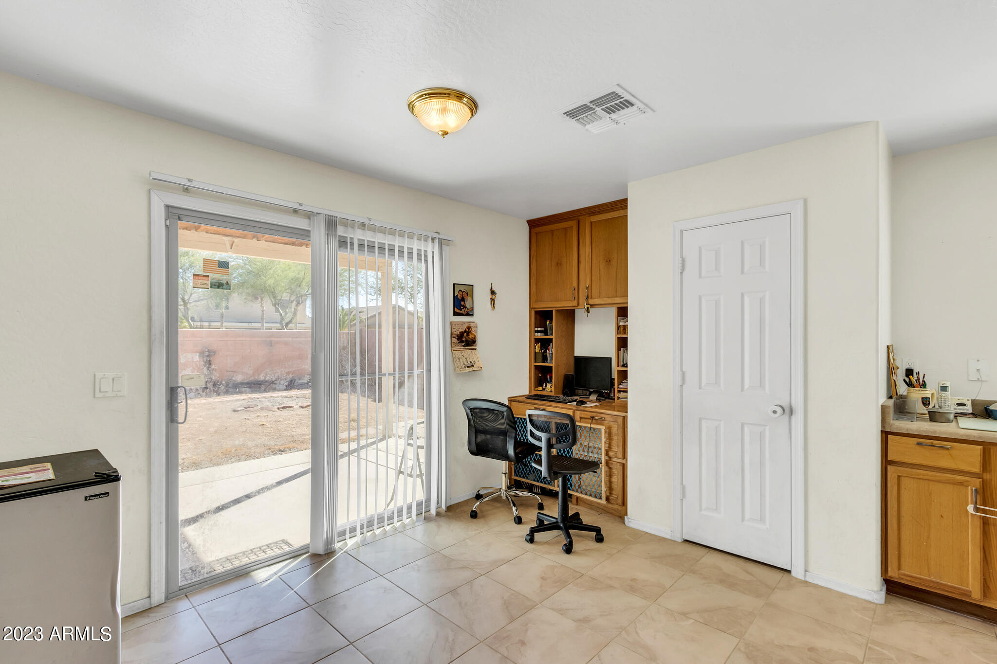 2028 N WILDFLOWER Lane