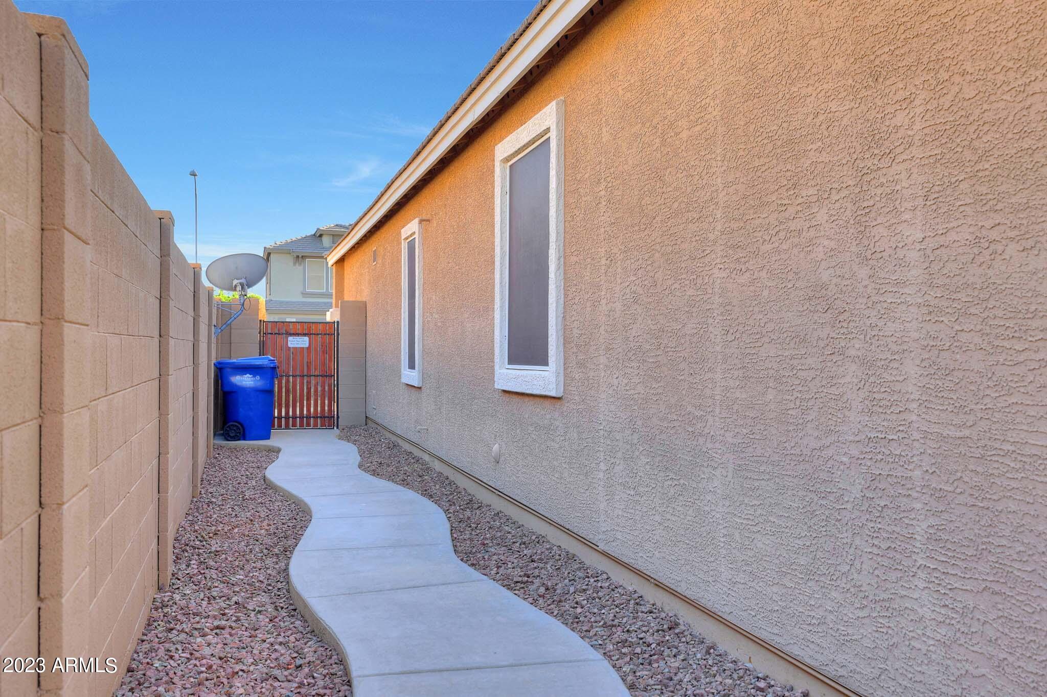 15072 W Charter Oak Road