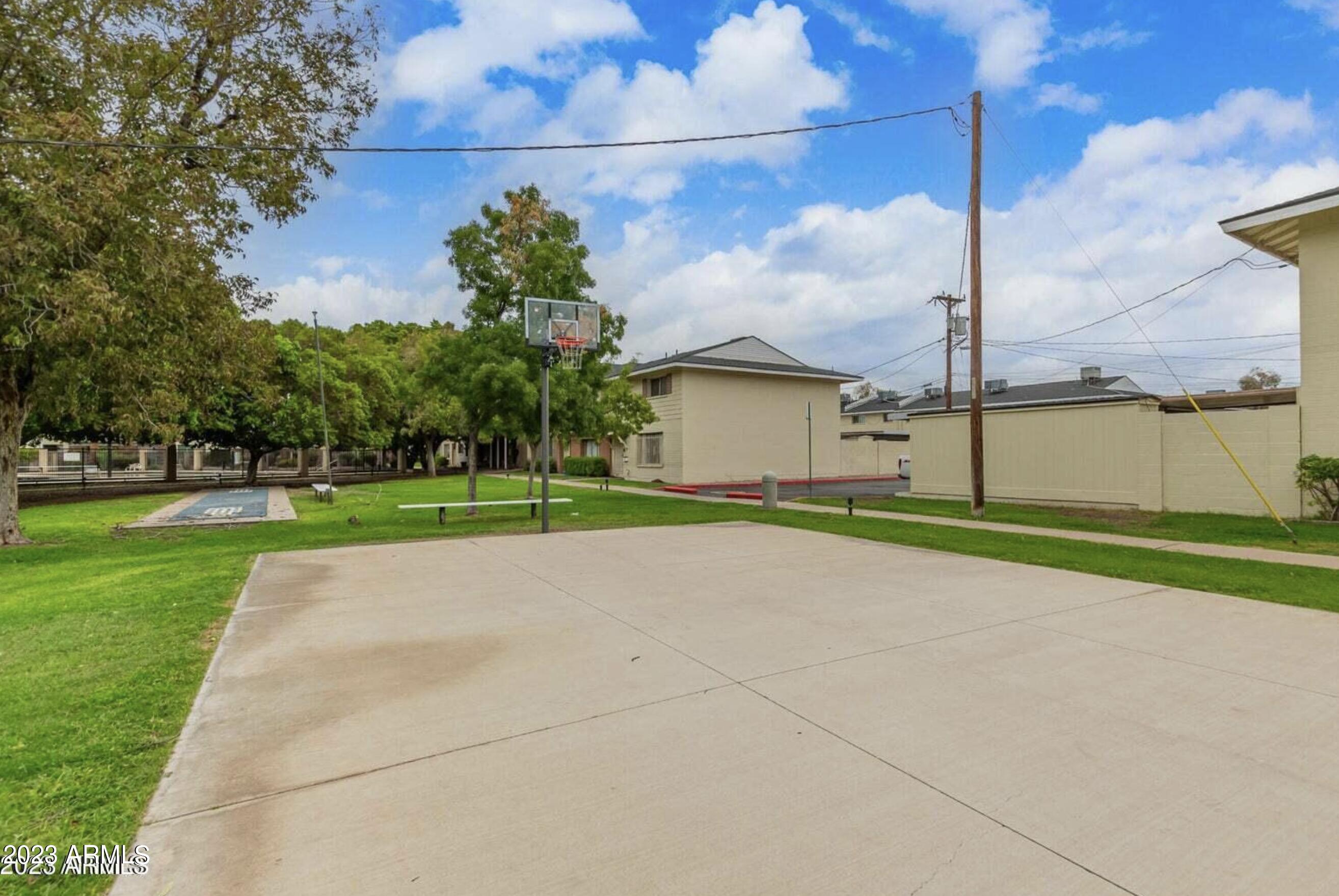 1455 N 44TH Street