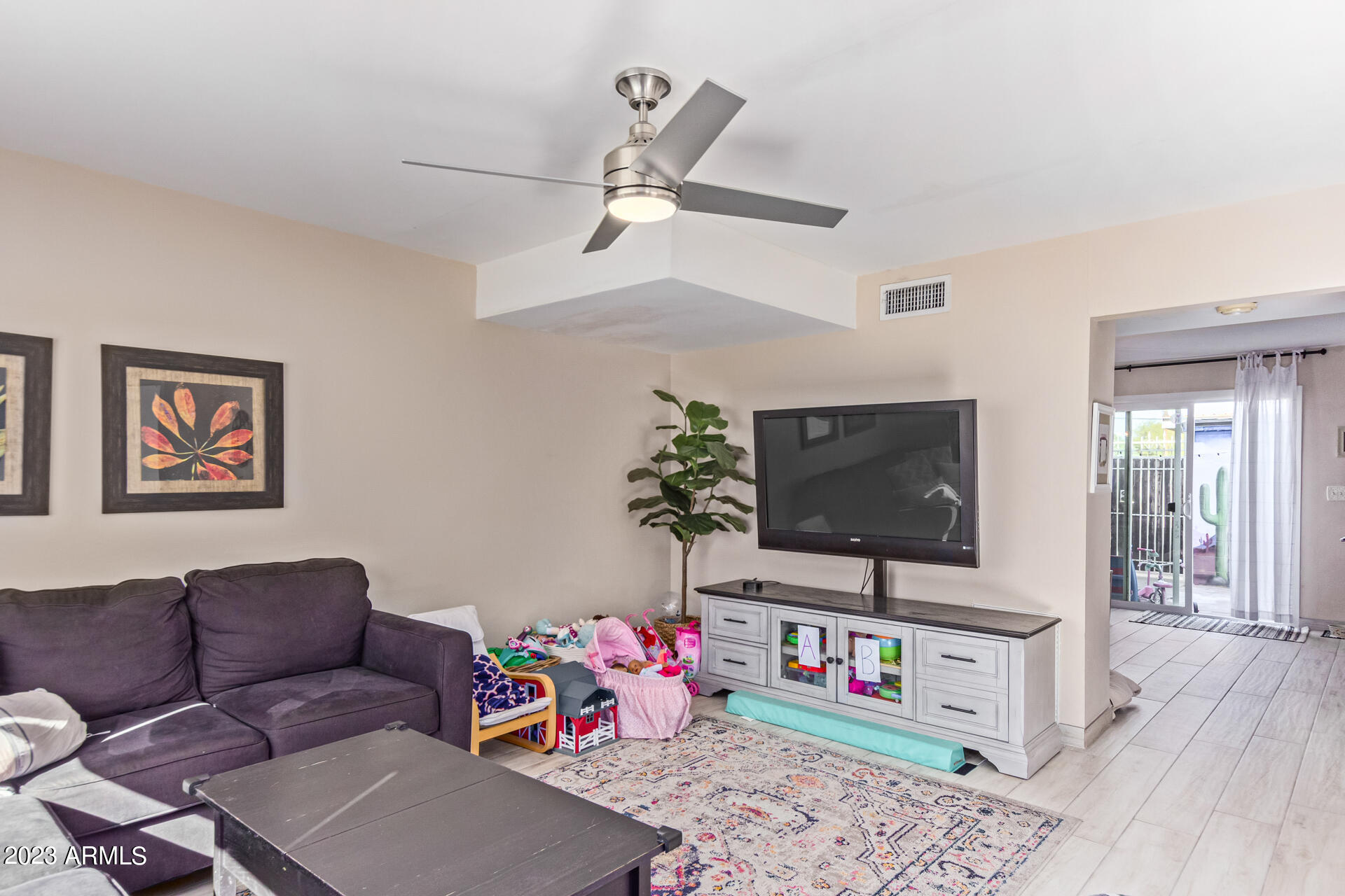 1455 N 44TH Street