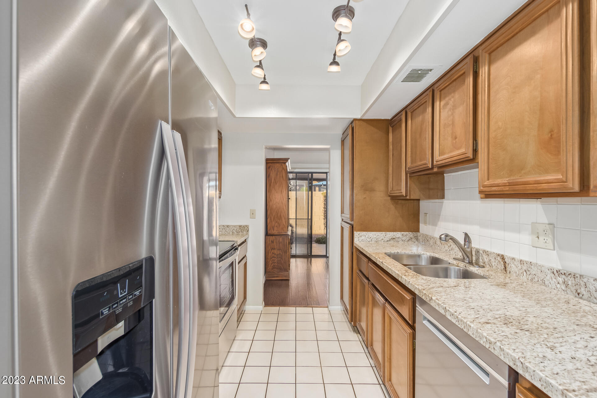 1102 E VILLA MARIA Drive