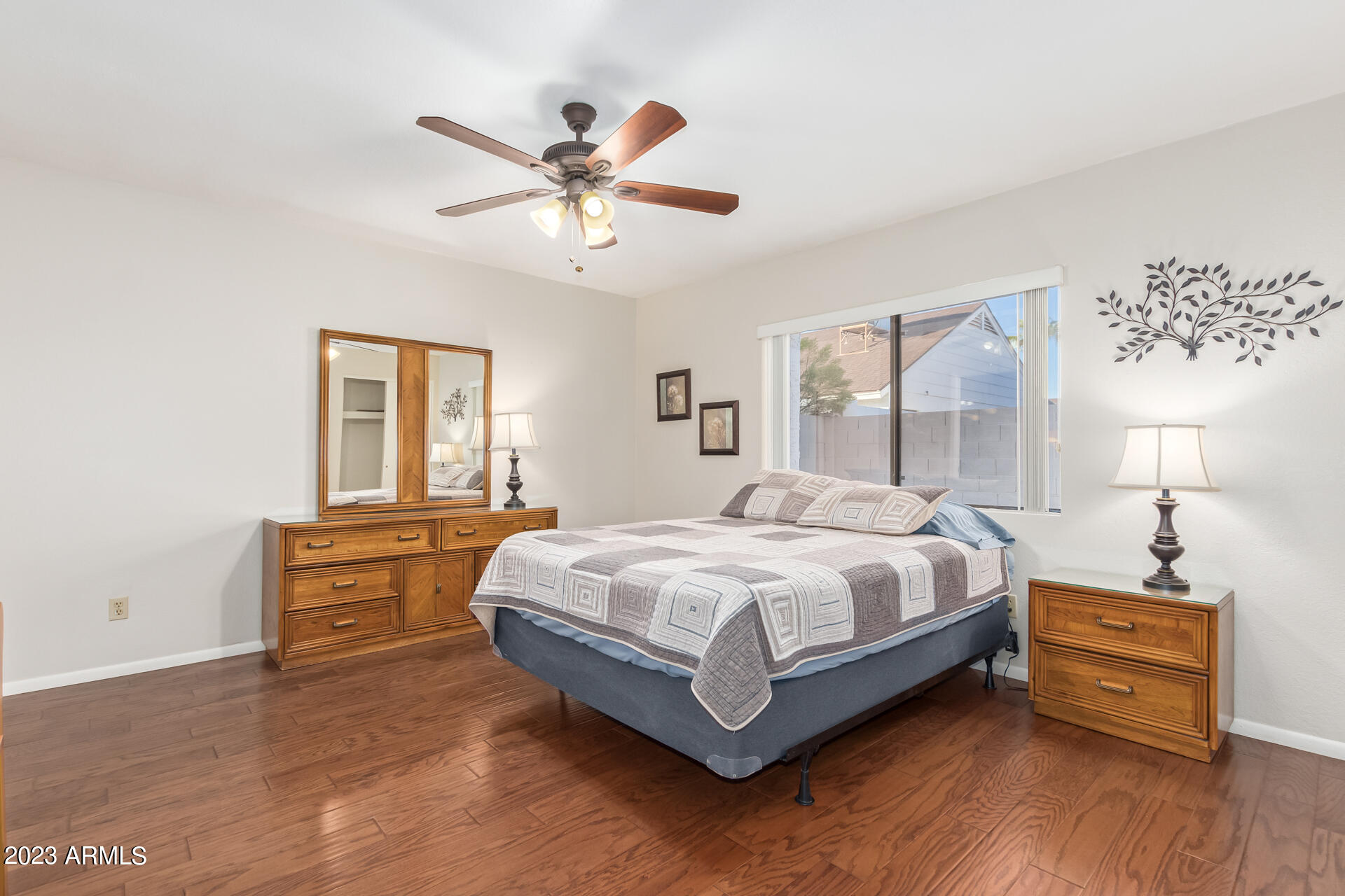 1102 E VILLA MARIA Drive