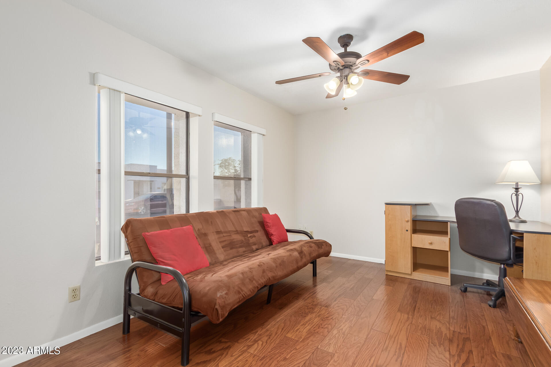 1102 E VILLA MARIA Drive