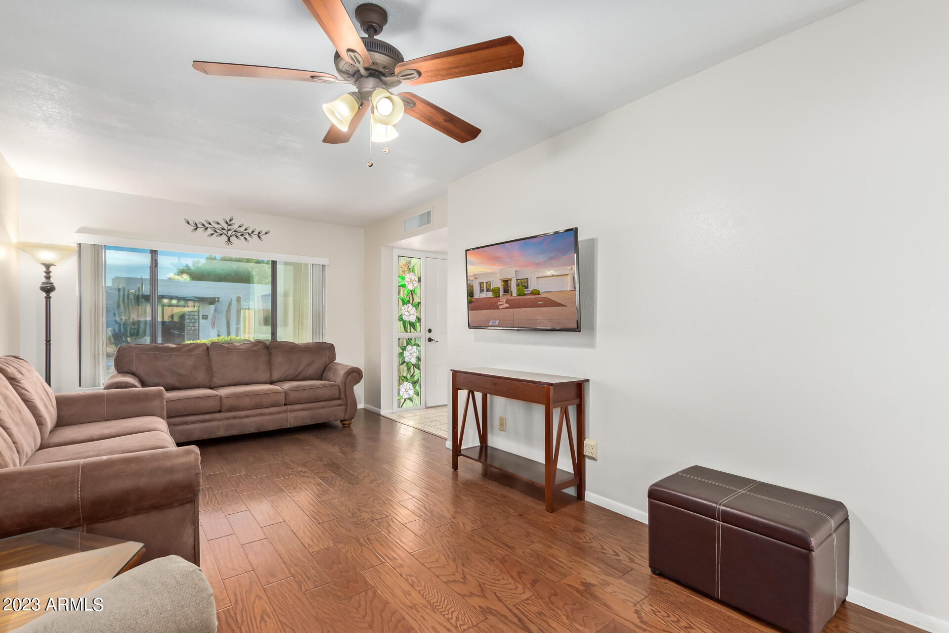 1102 E VILLA MARIA Drive