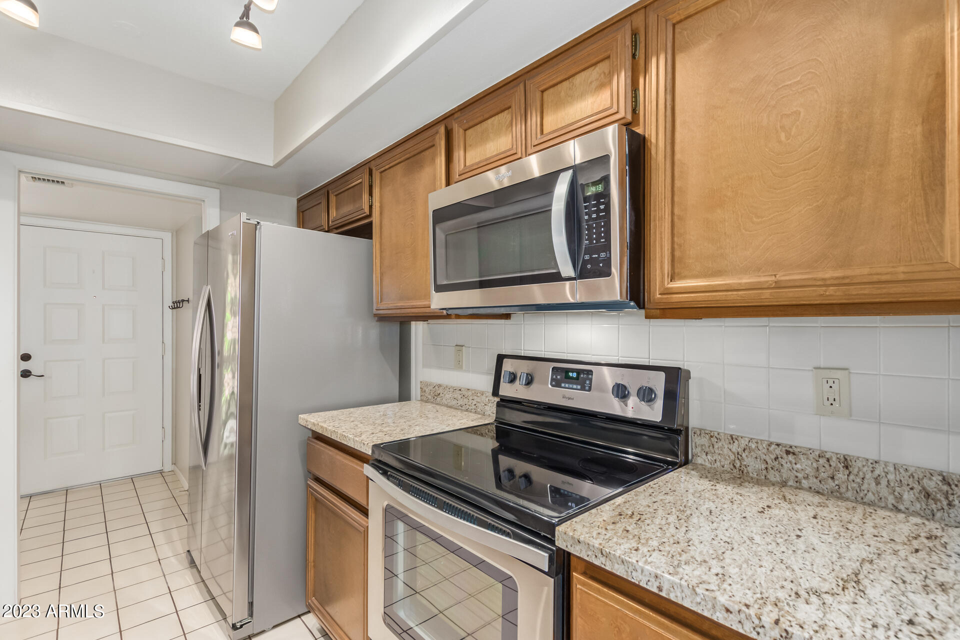 1102 E VILLA MARIA Drive