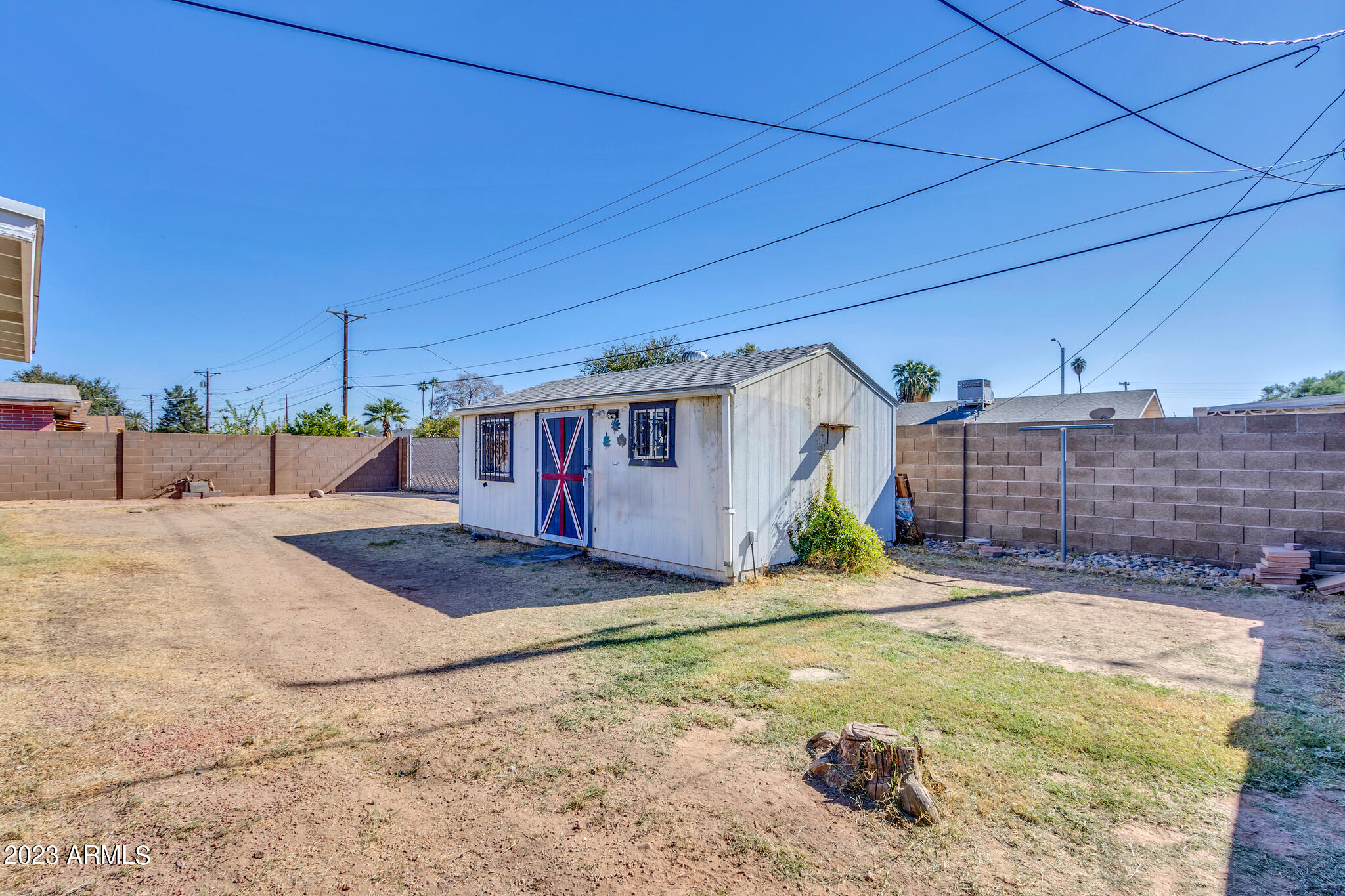 1065 E MILLETT Avenue