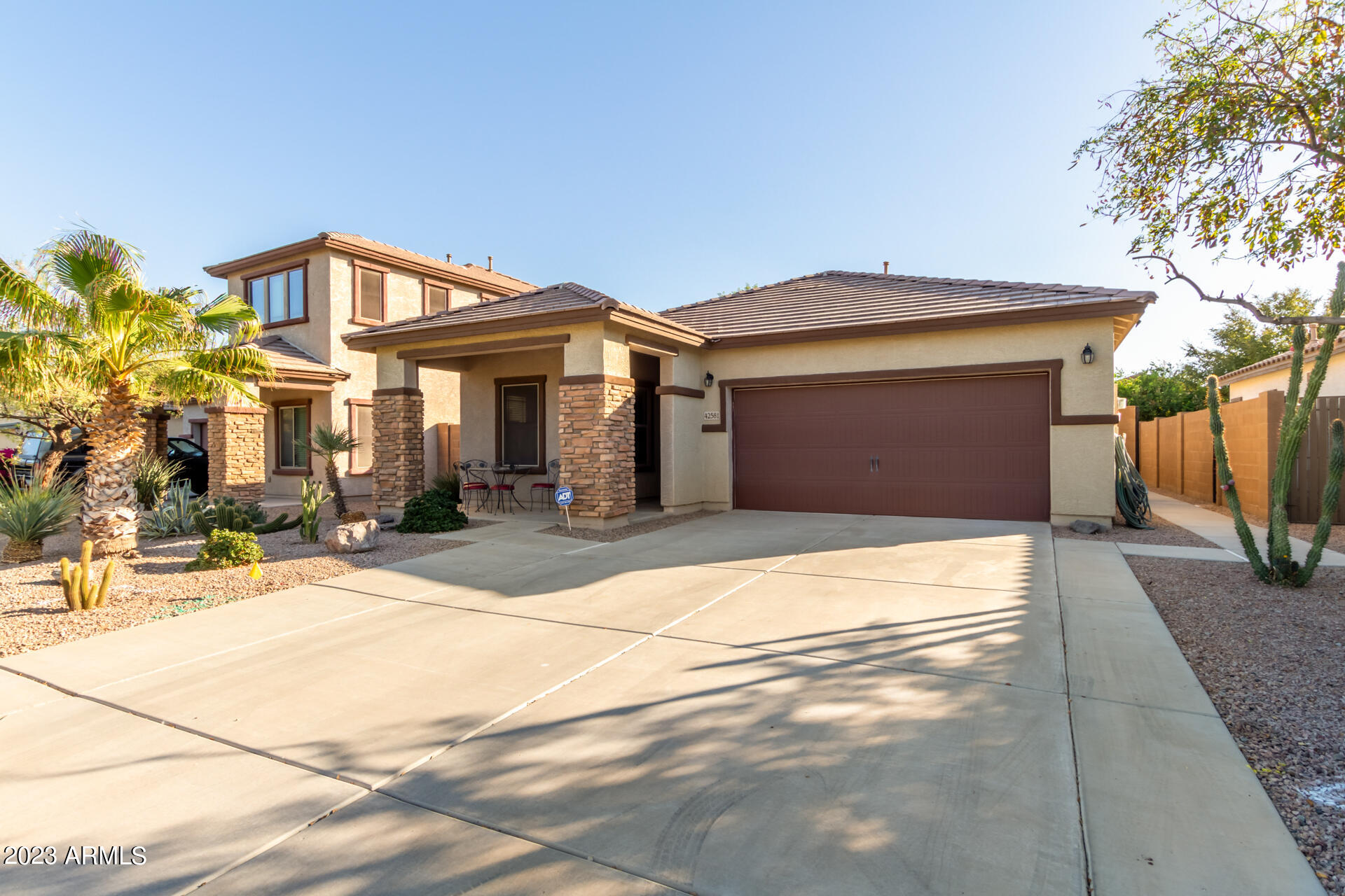 42581 W Lucera Court