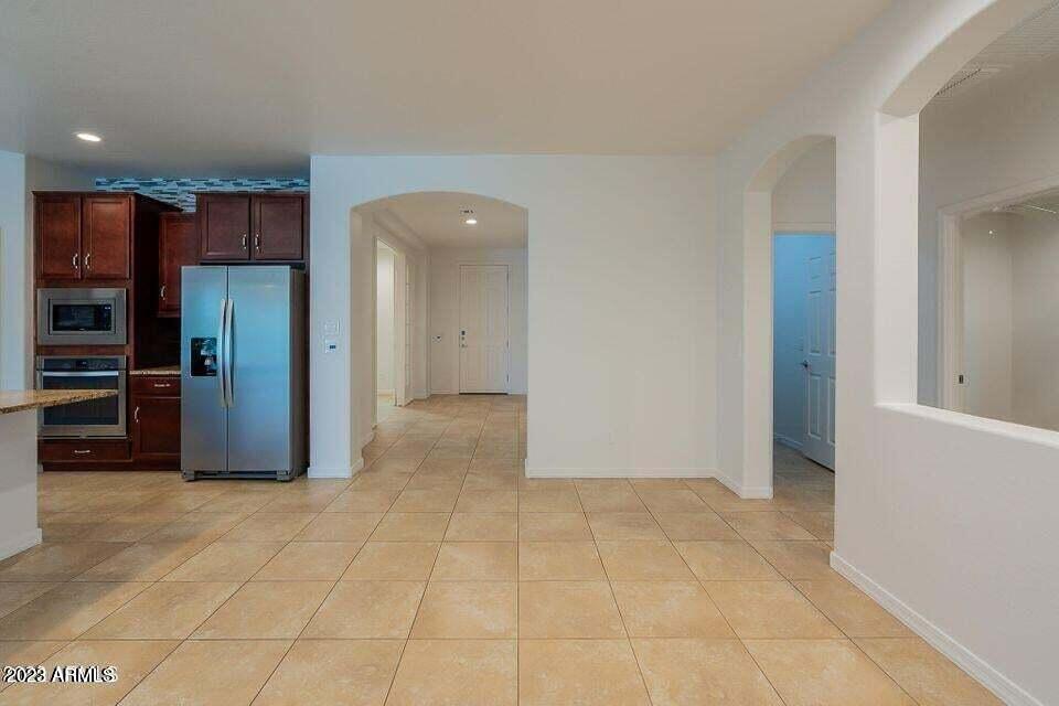 2634 W GRAY WOLF Trail