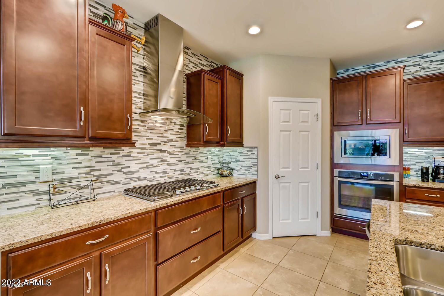2634 W GRAY WOLF Trail
