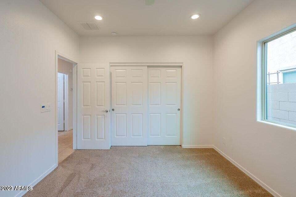 2634 W GRAY WOLF Trail