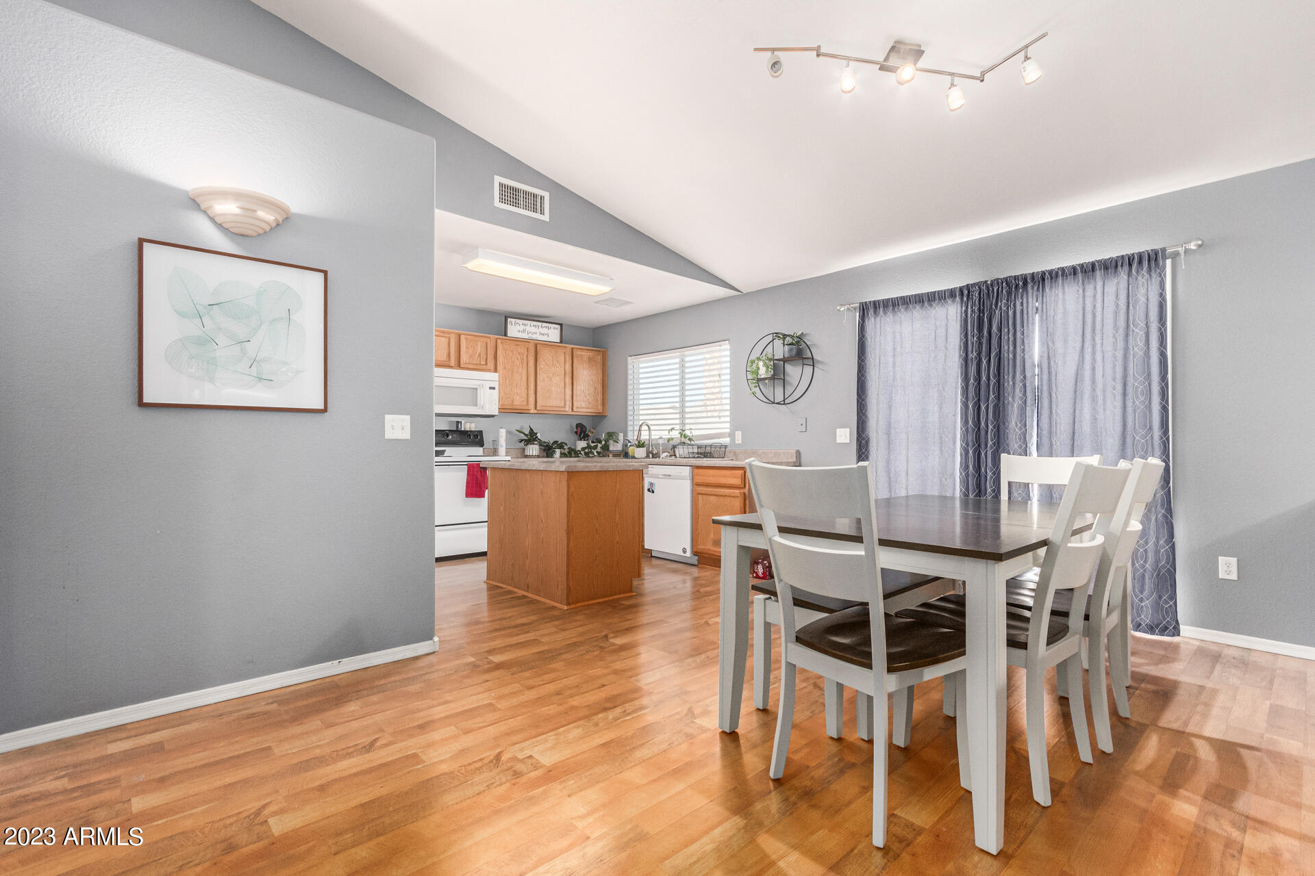 1340 E ROSEMARY Trail