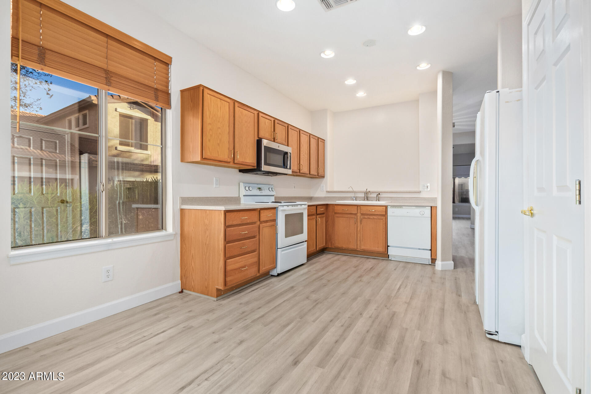 1024 E Frye Road # 1084