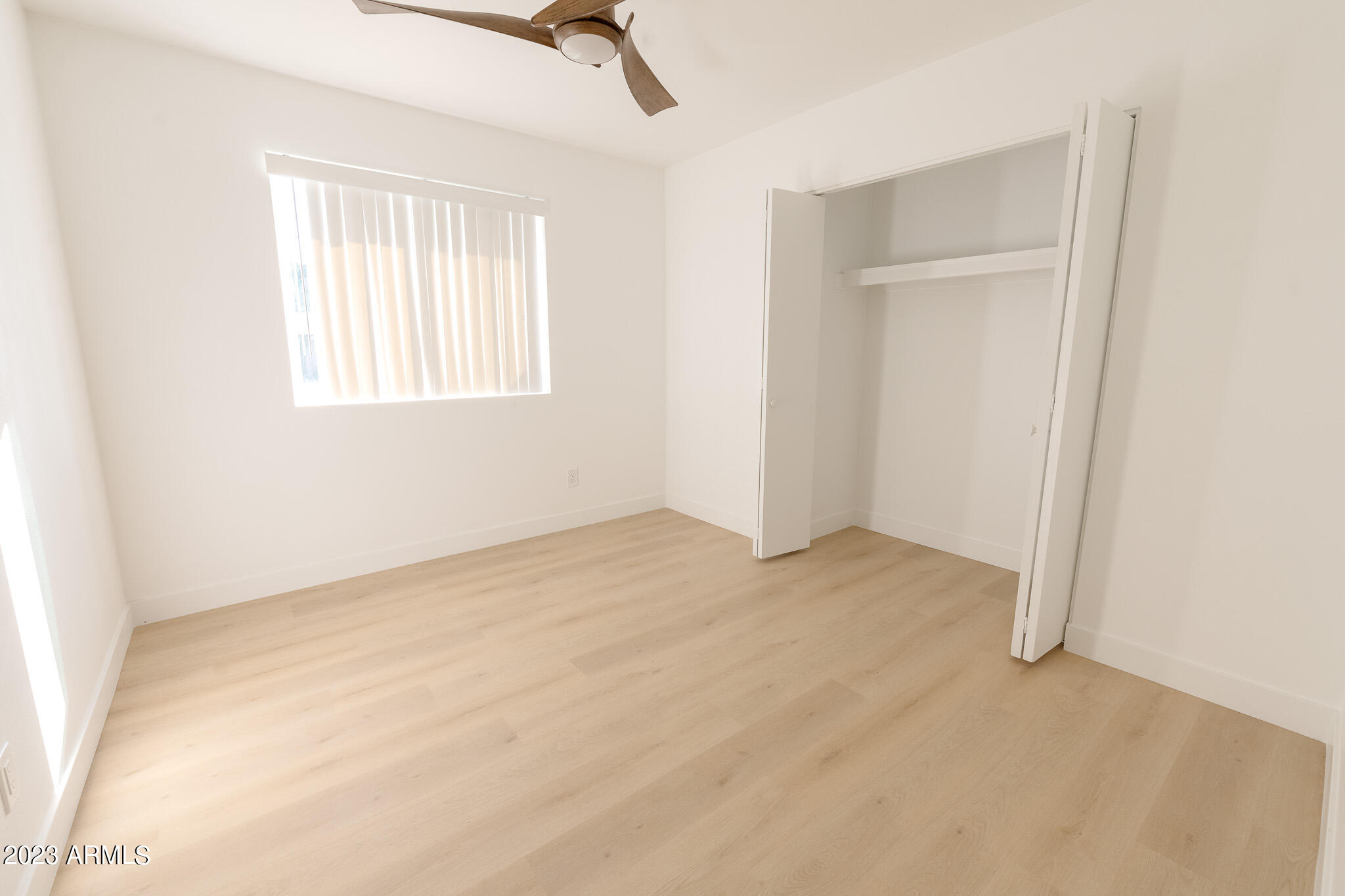 1324 W MISSION Lane