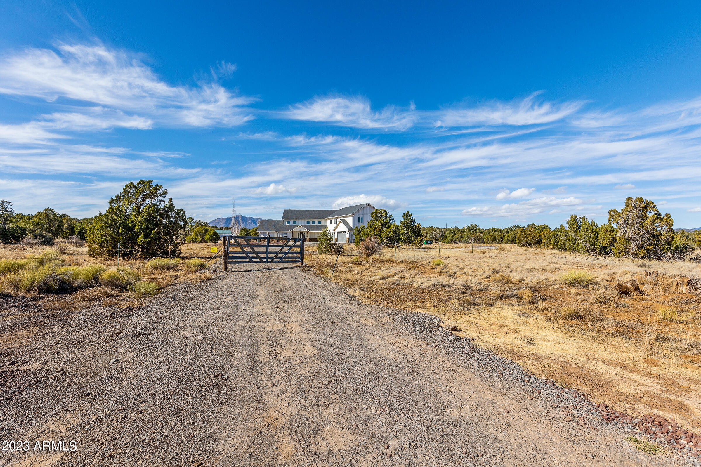 9639 E CIERVO Trail