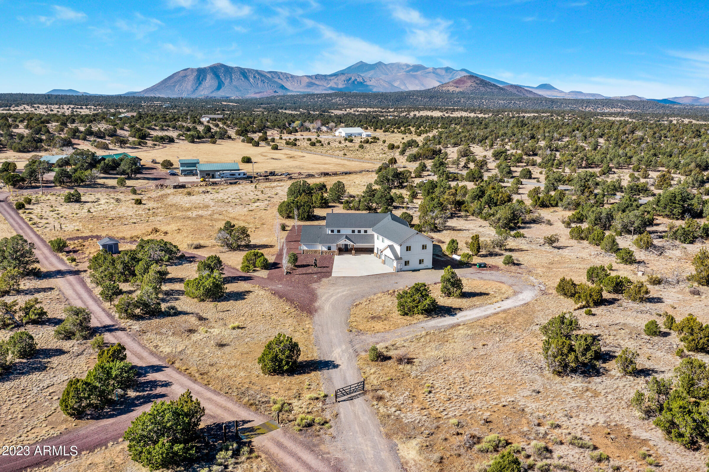 9639 E CIERVO Trail