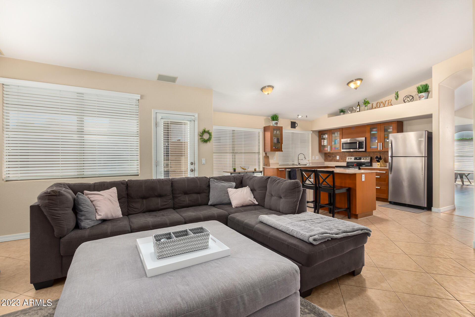 4342 E ABRAHAM Lane