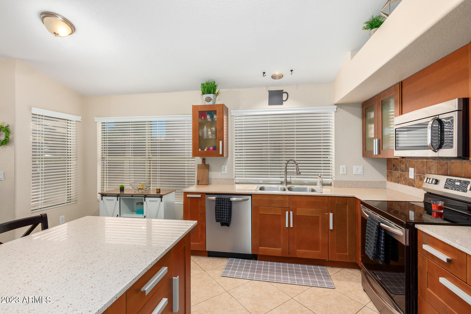 4342 E ABRAHAM Lane