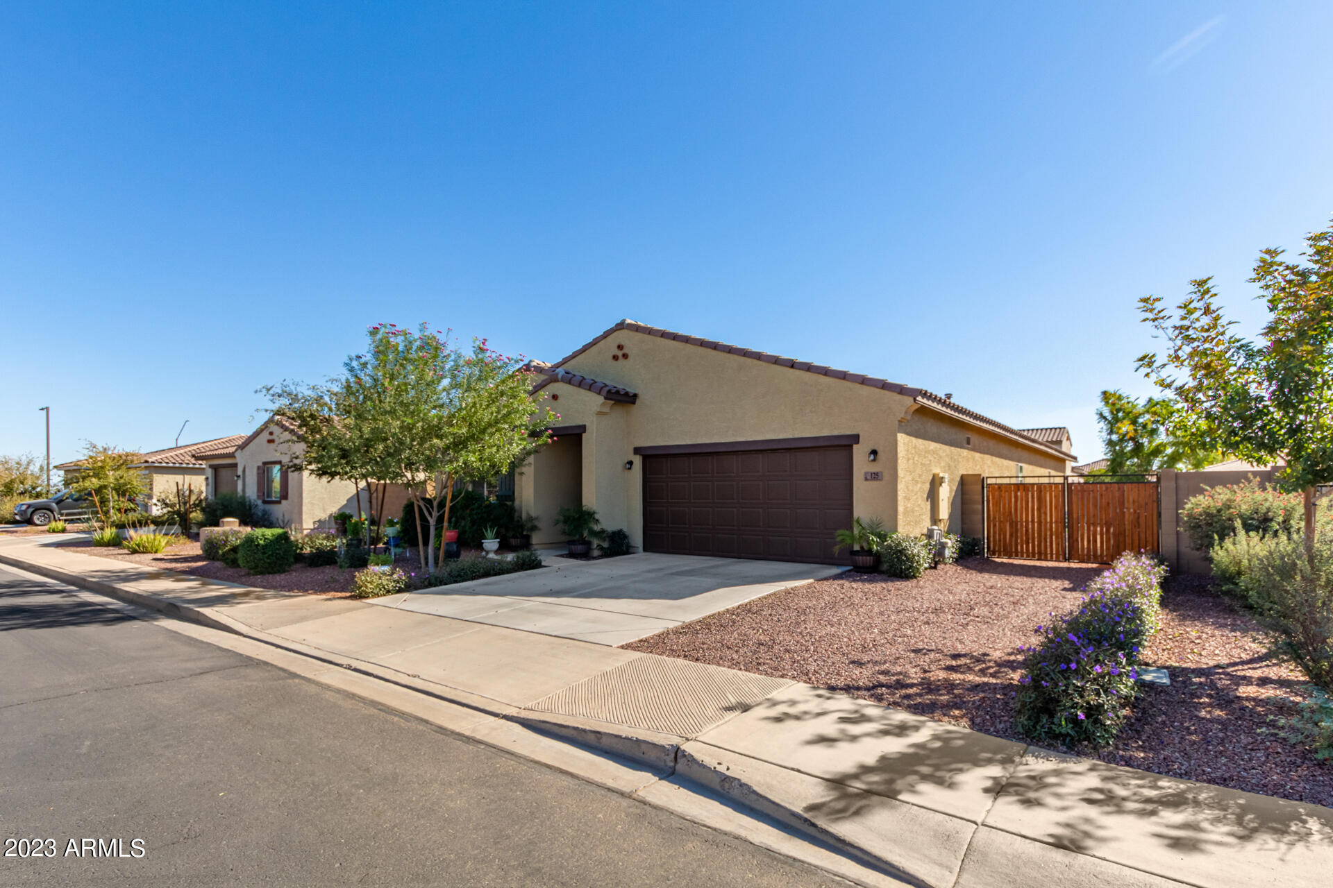125 E SEASIDE Drive