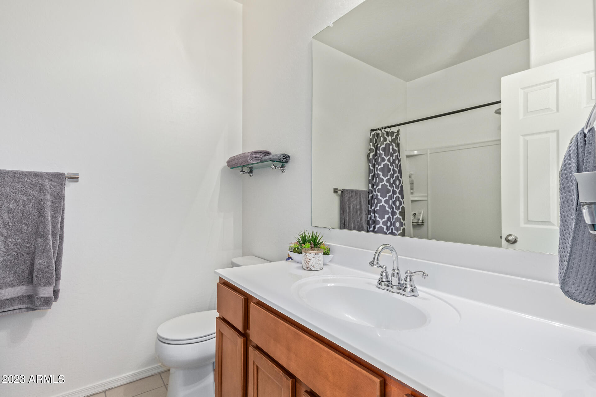 125 E SEASIDE Drive