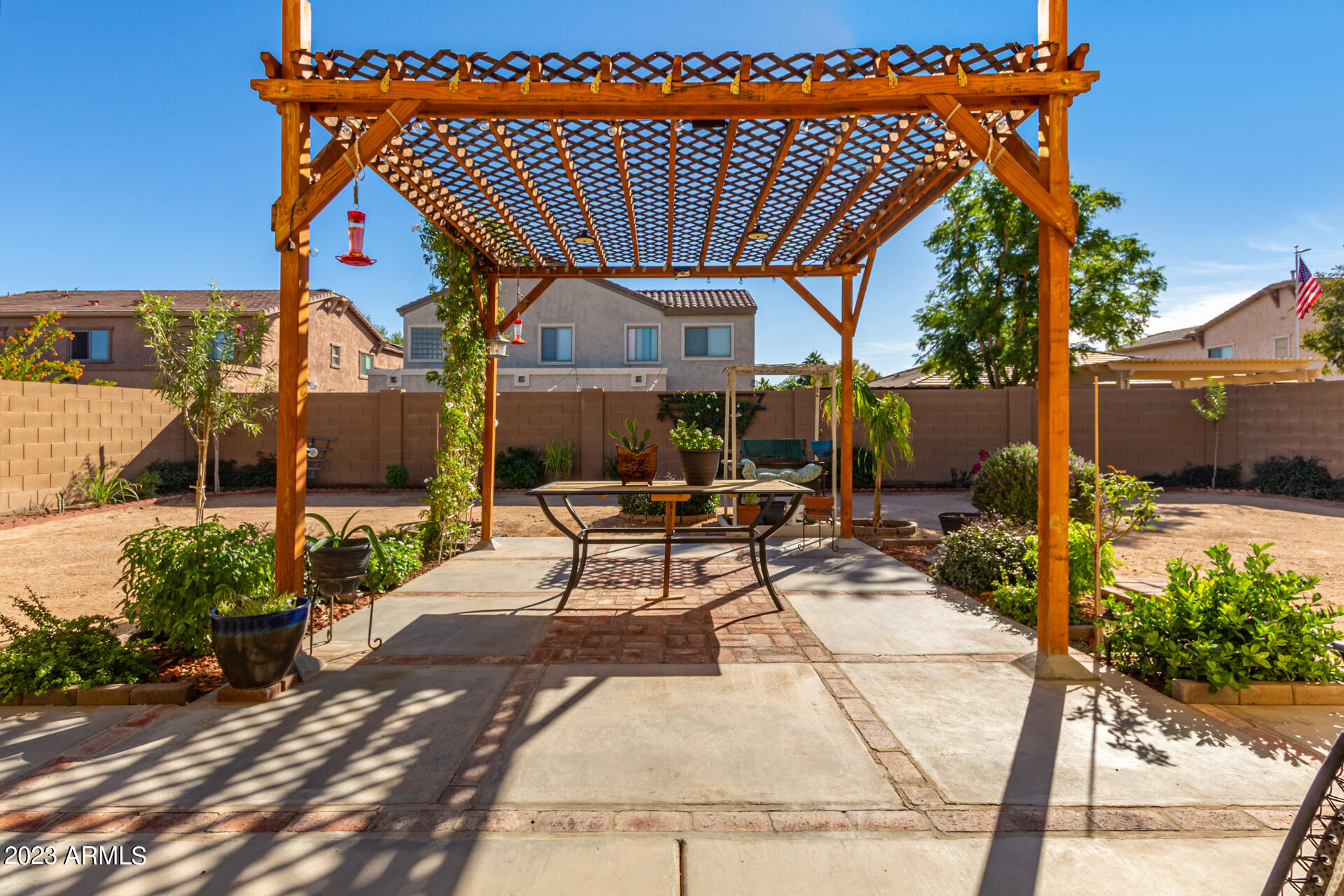 125 E SEASIDE Drive