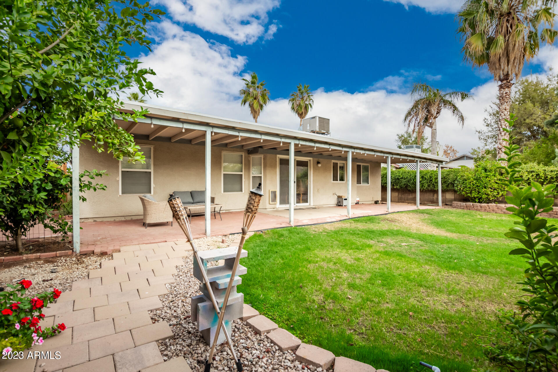 1201 W SEQUOIA Drive