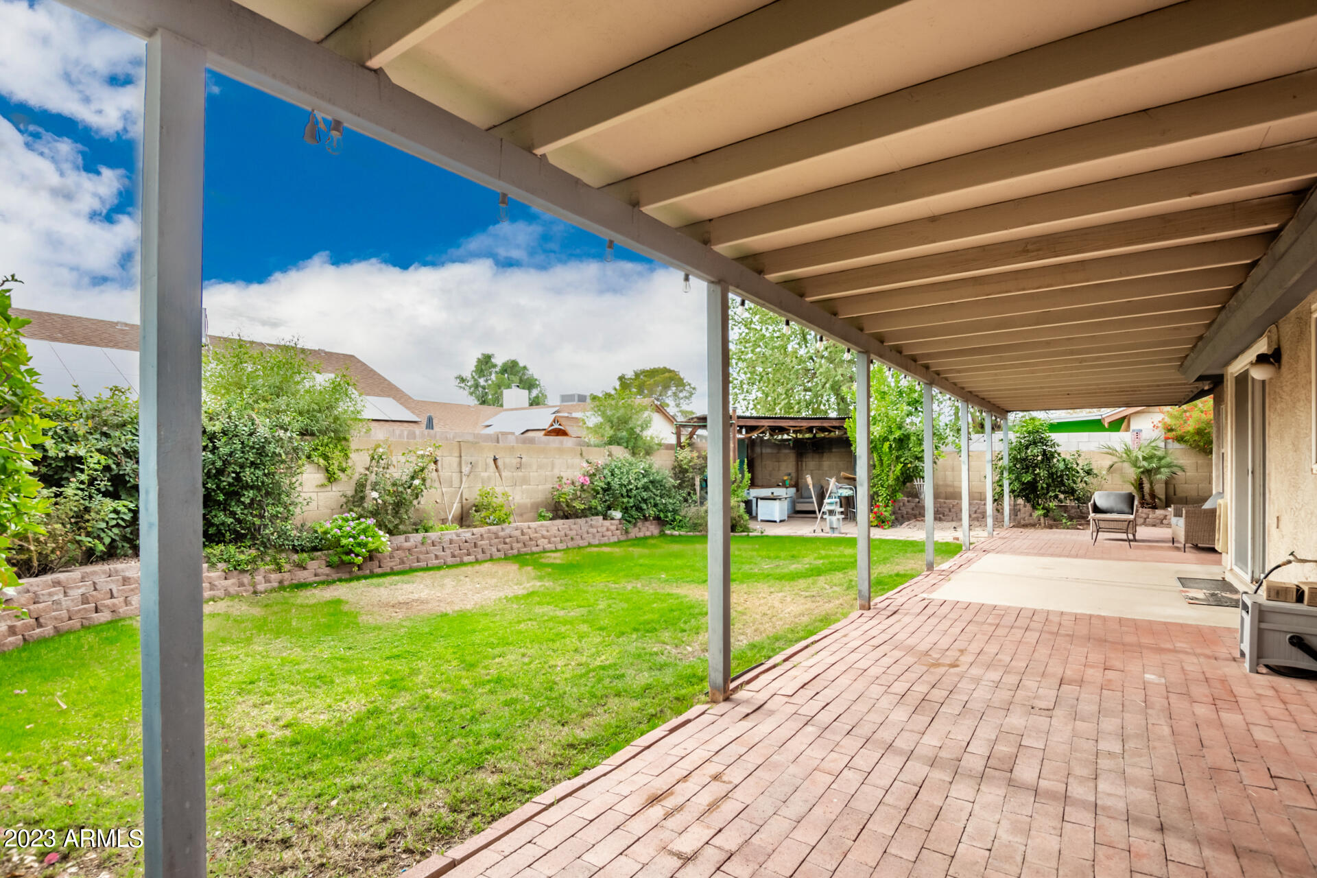 1201 W SEQUOIA Drive
