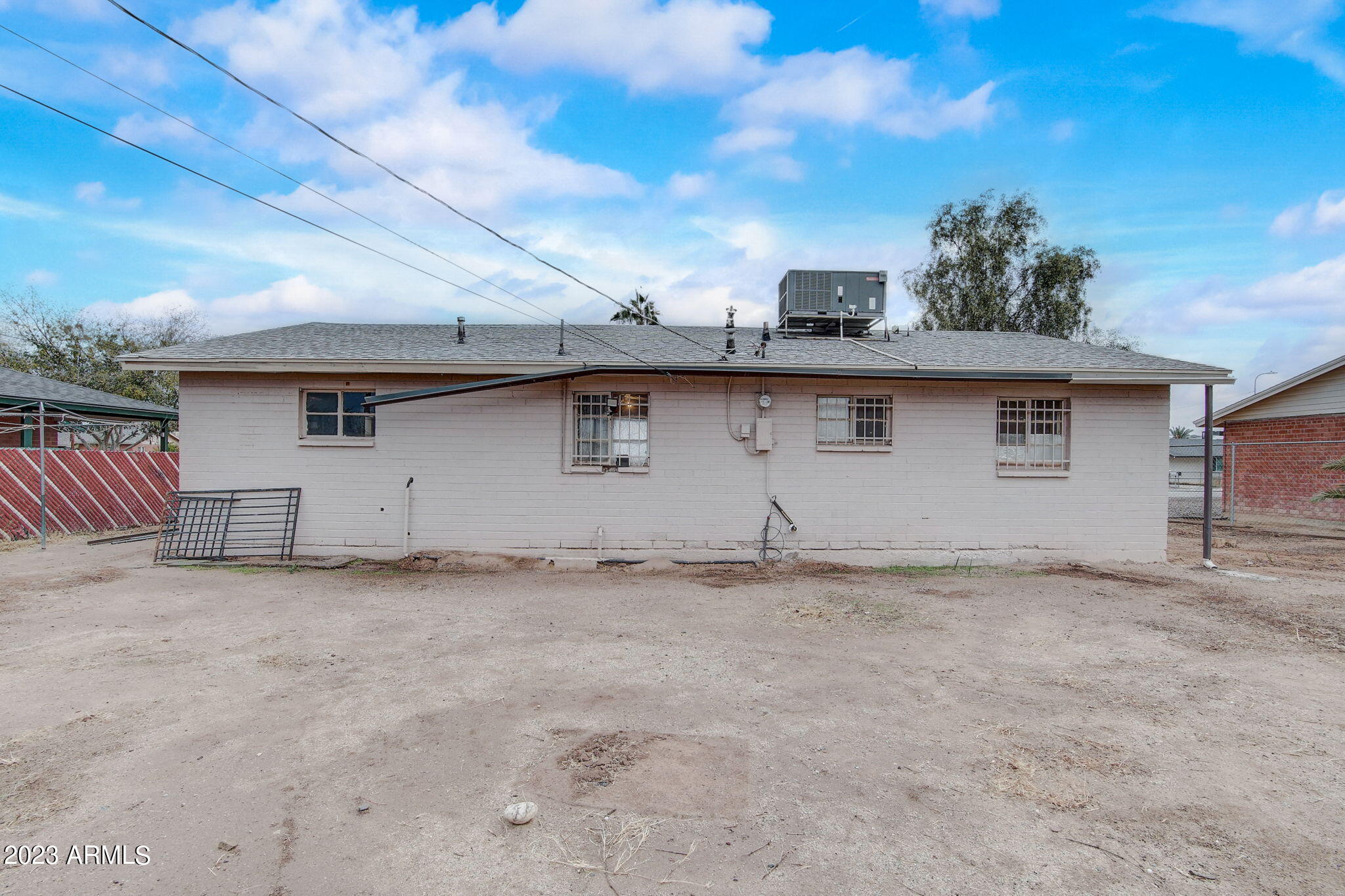 1750 E PLEASANT Lane