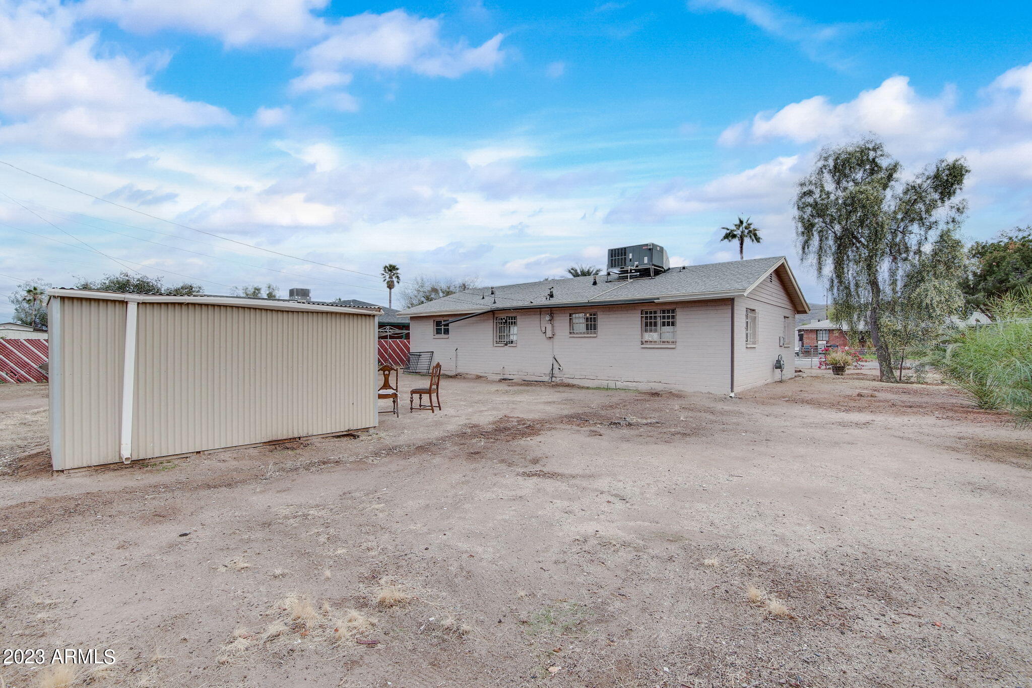1750 E PLEASANT Lane