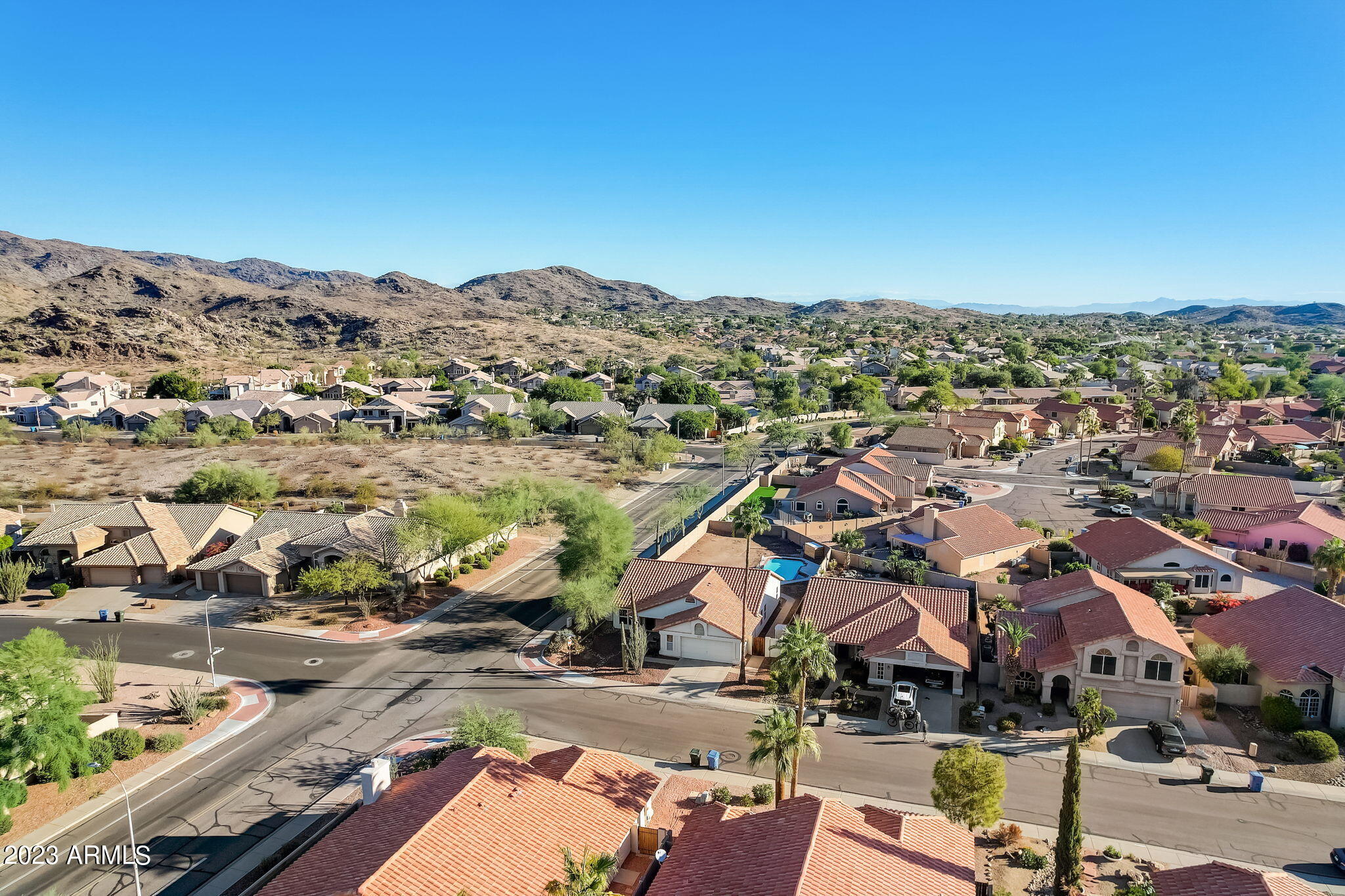 2218 E DESERT TRUMPET Road