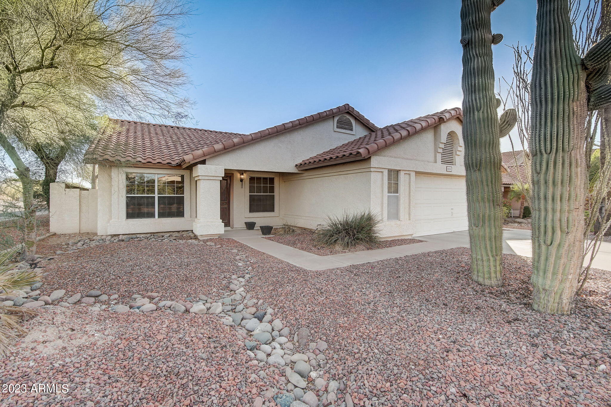 2218 E DESERT TRUMPET Road