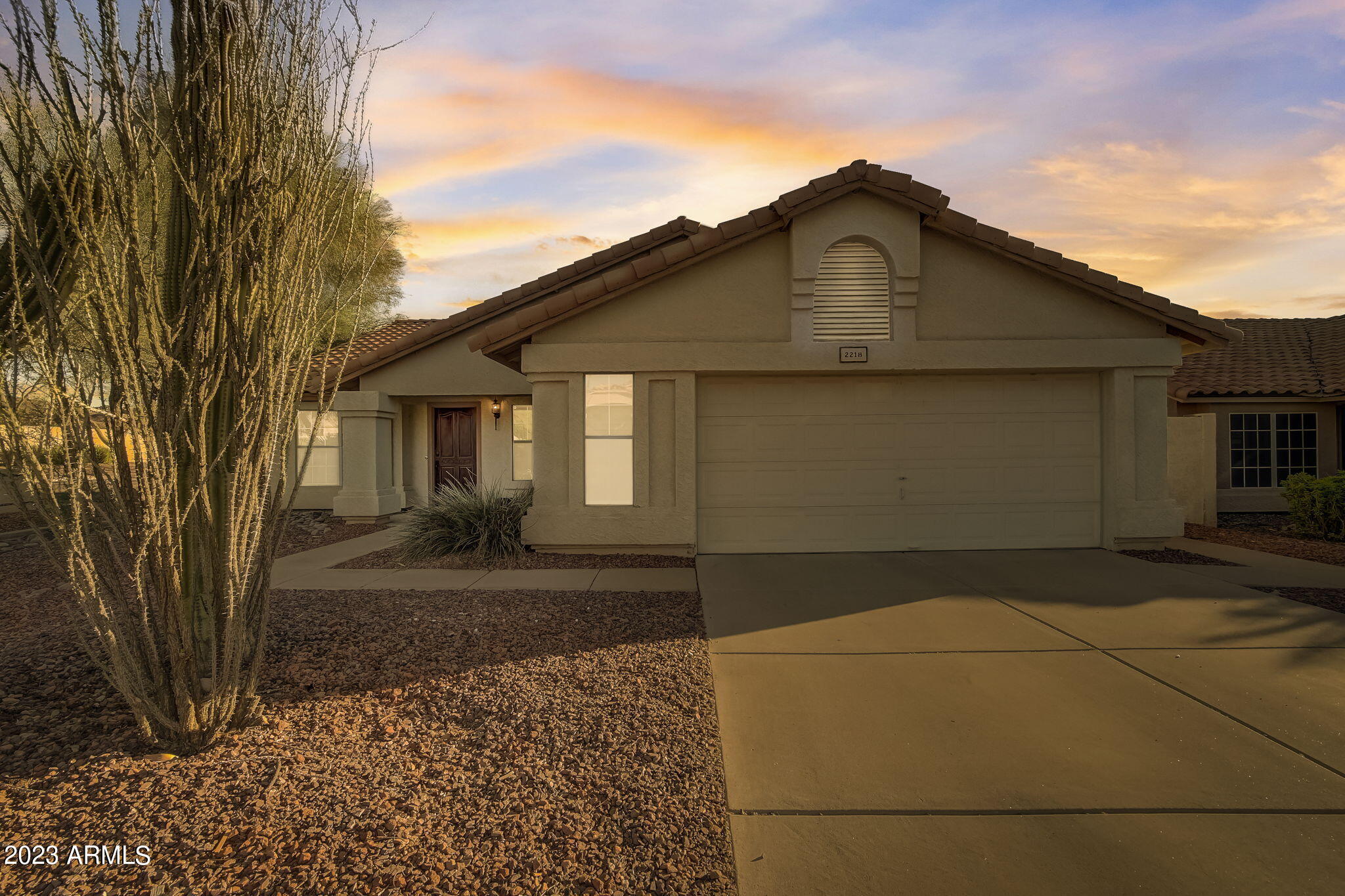 2218 E DESERT TRUMPET Road