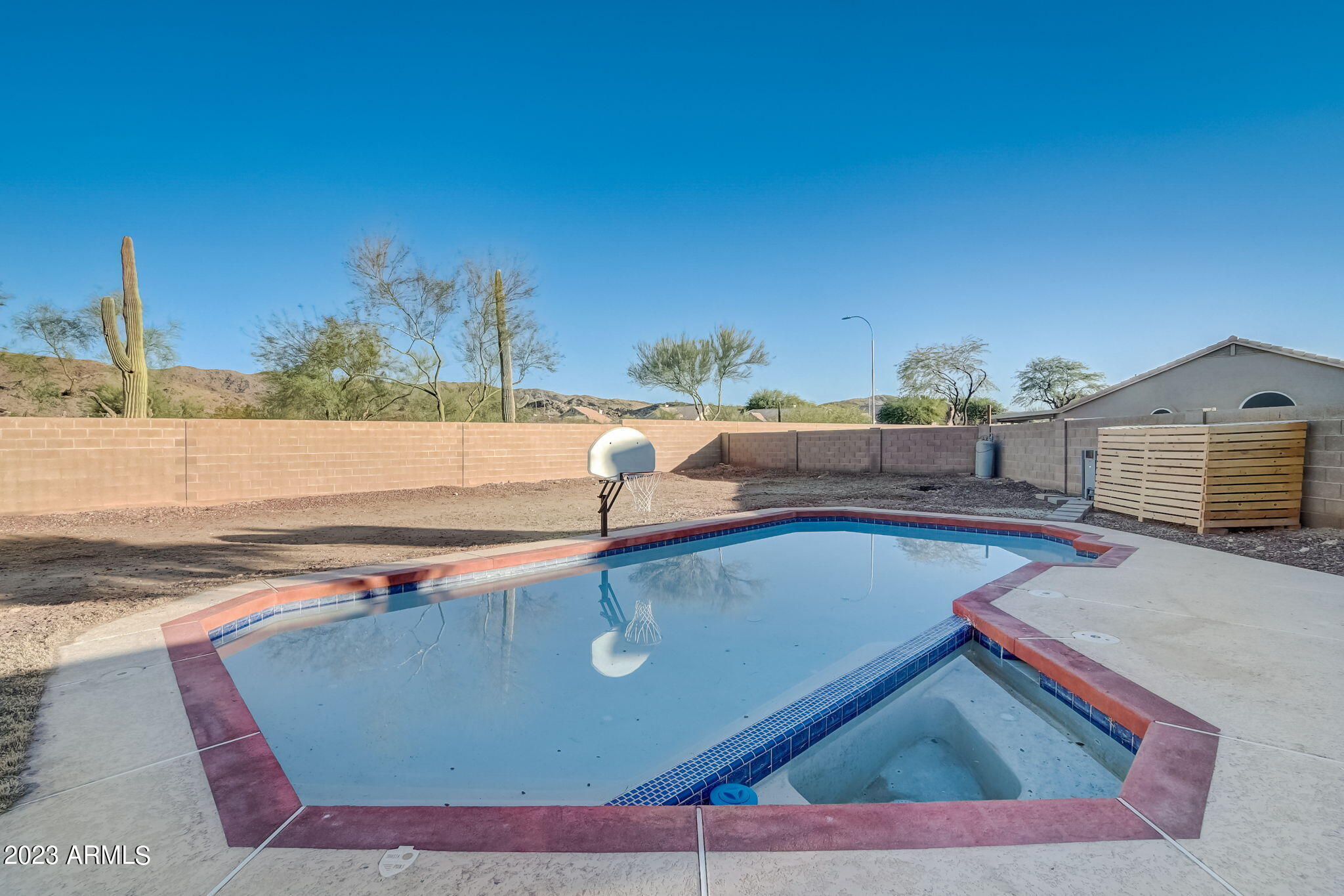 2218 E DESERT TRUMPET Road