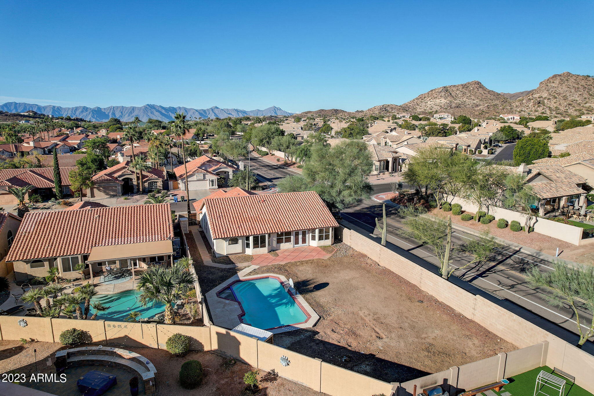 2218 E DESERT TRUMPET Road