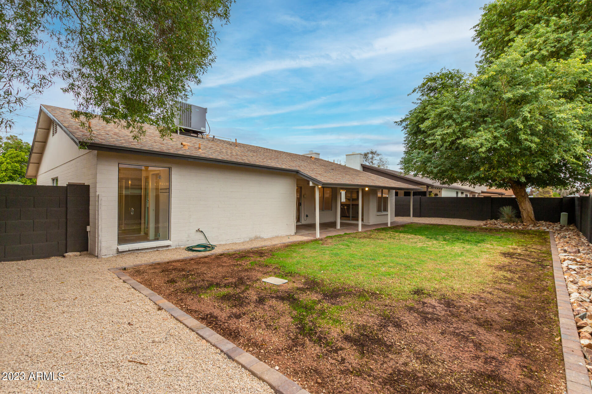 5425 W RIVIERA Drive