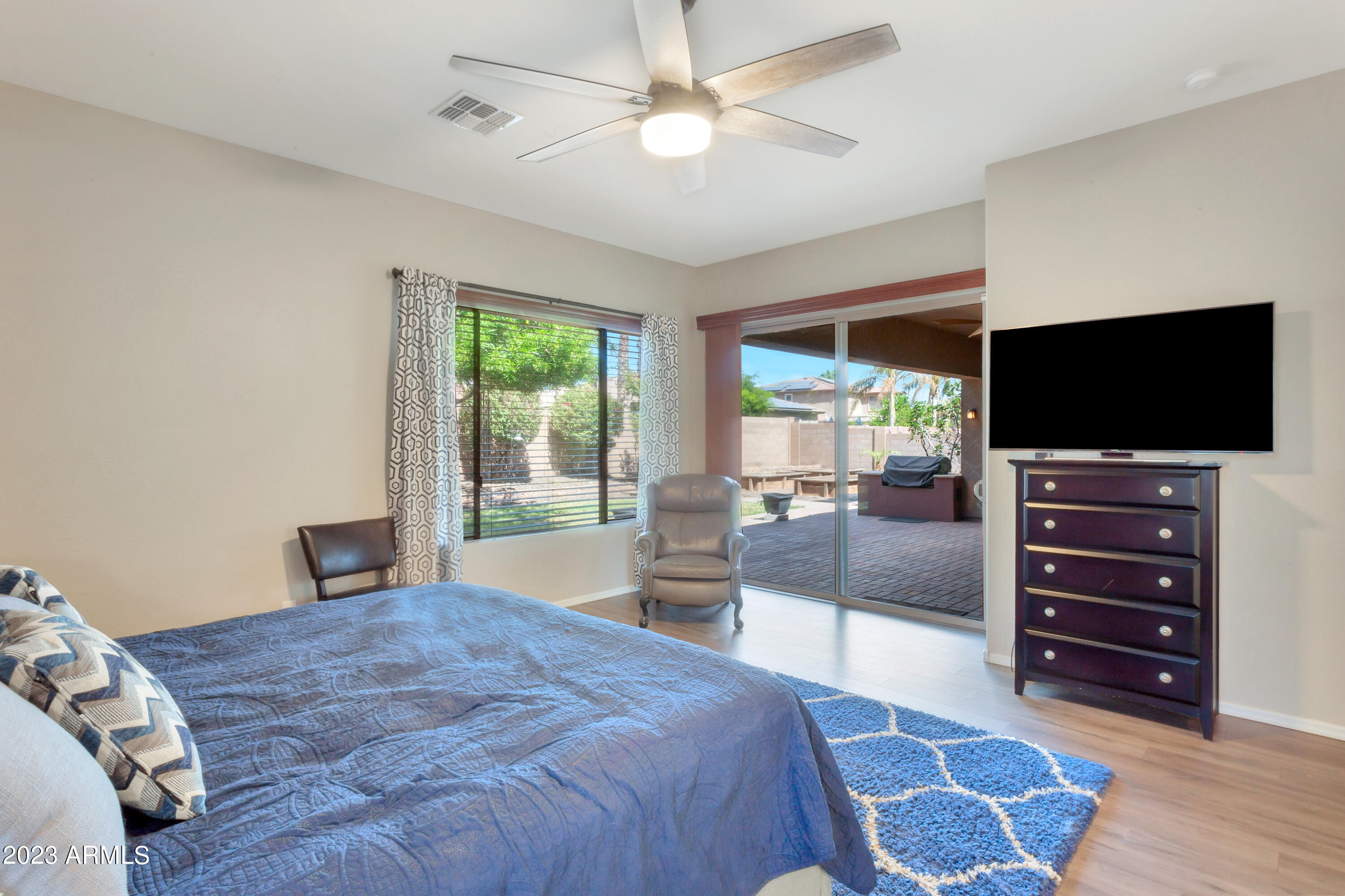 18454 W MAUNA LOA Lane