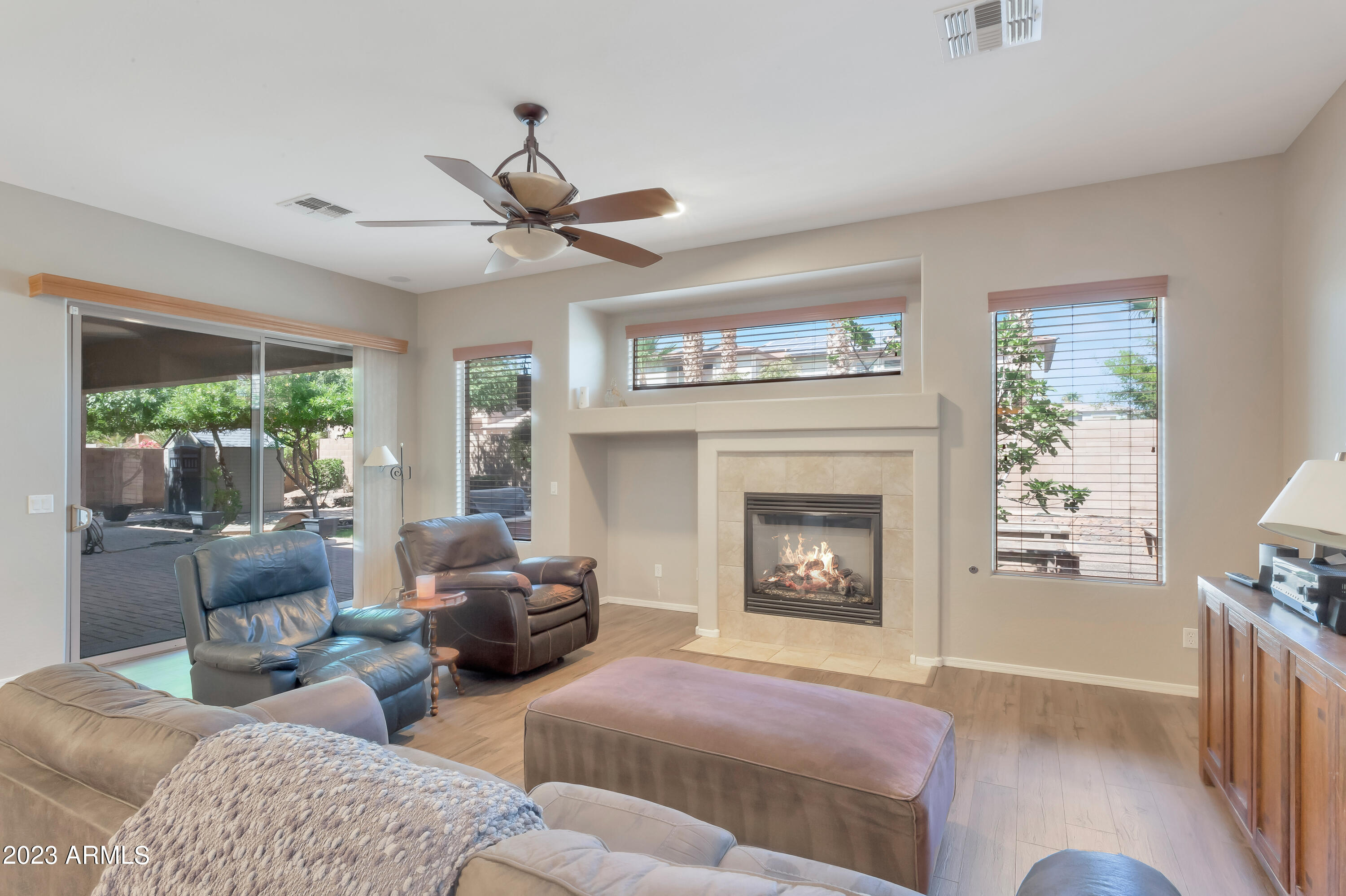18454 W MAUNA LOA Lane