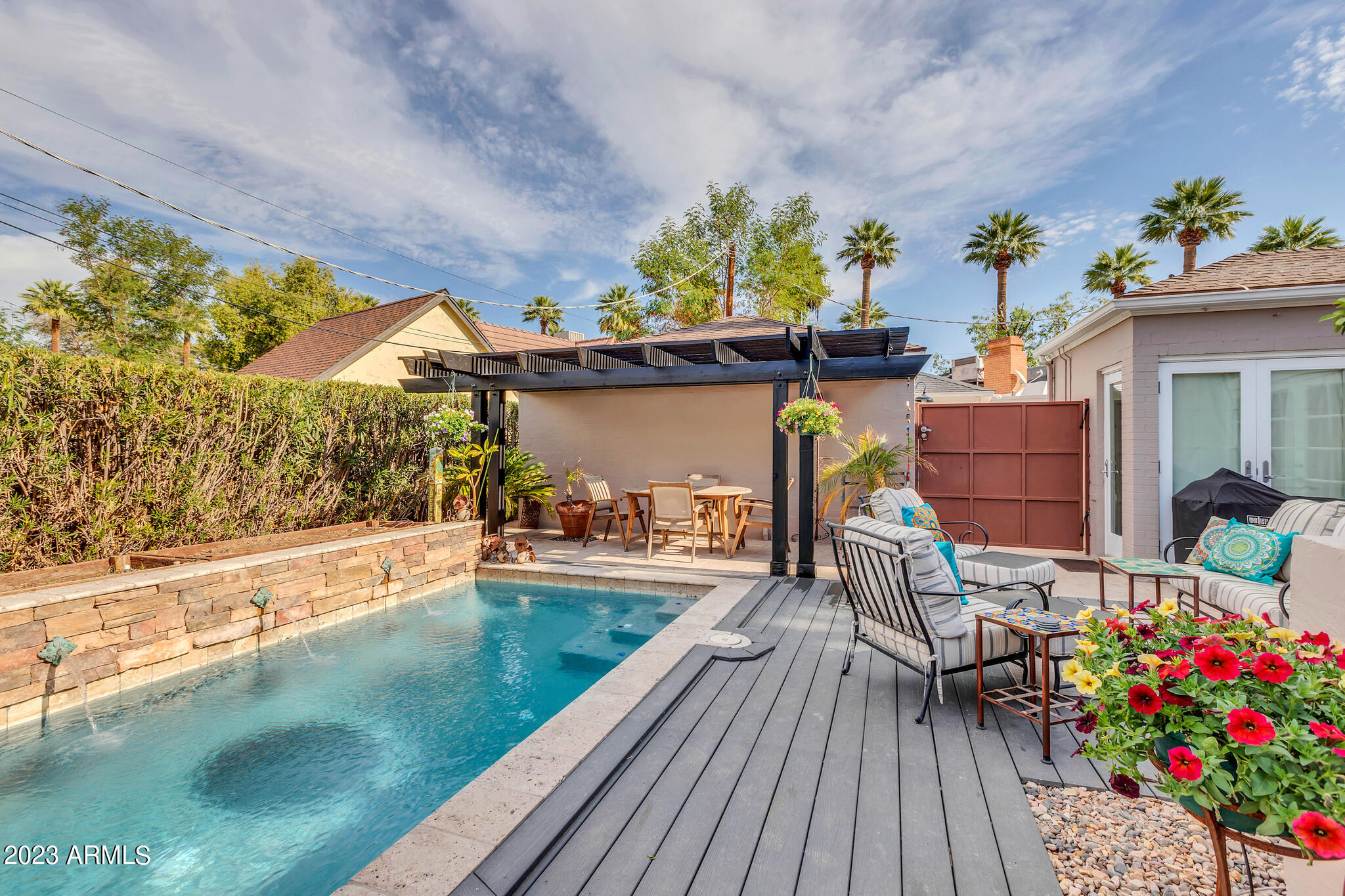 1228 W CORONADO Road