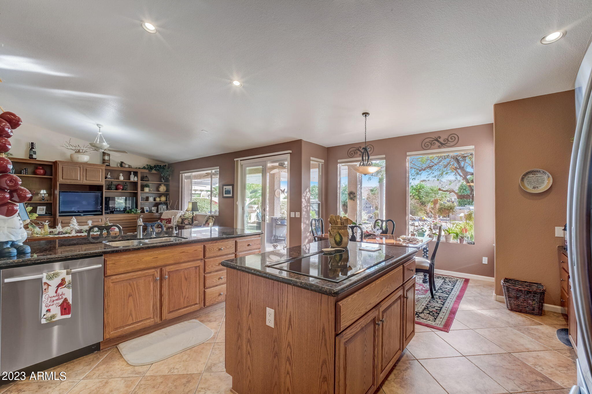 8937 E EMERALD Drive