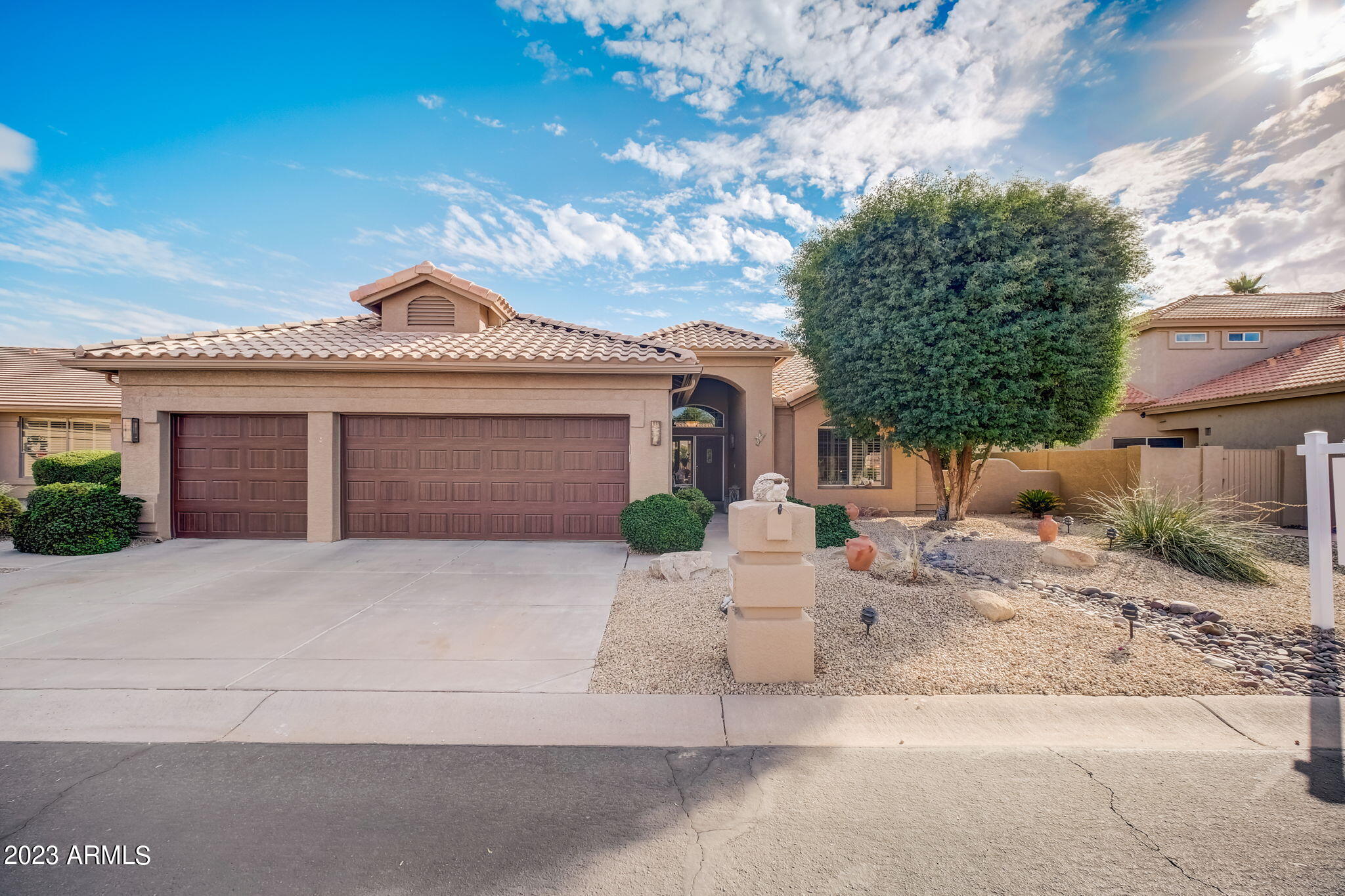 8937 E EMERALD Drive