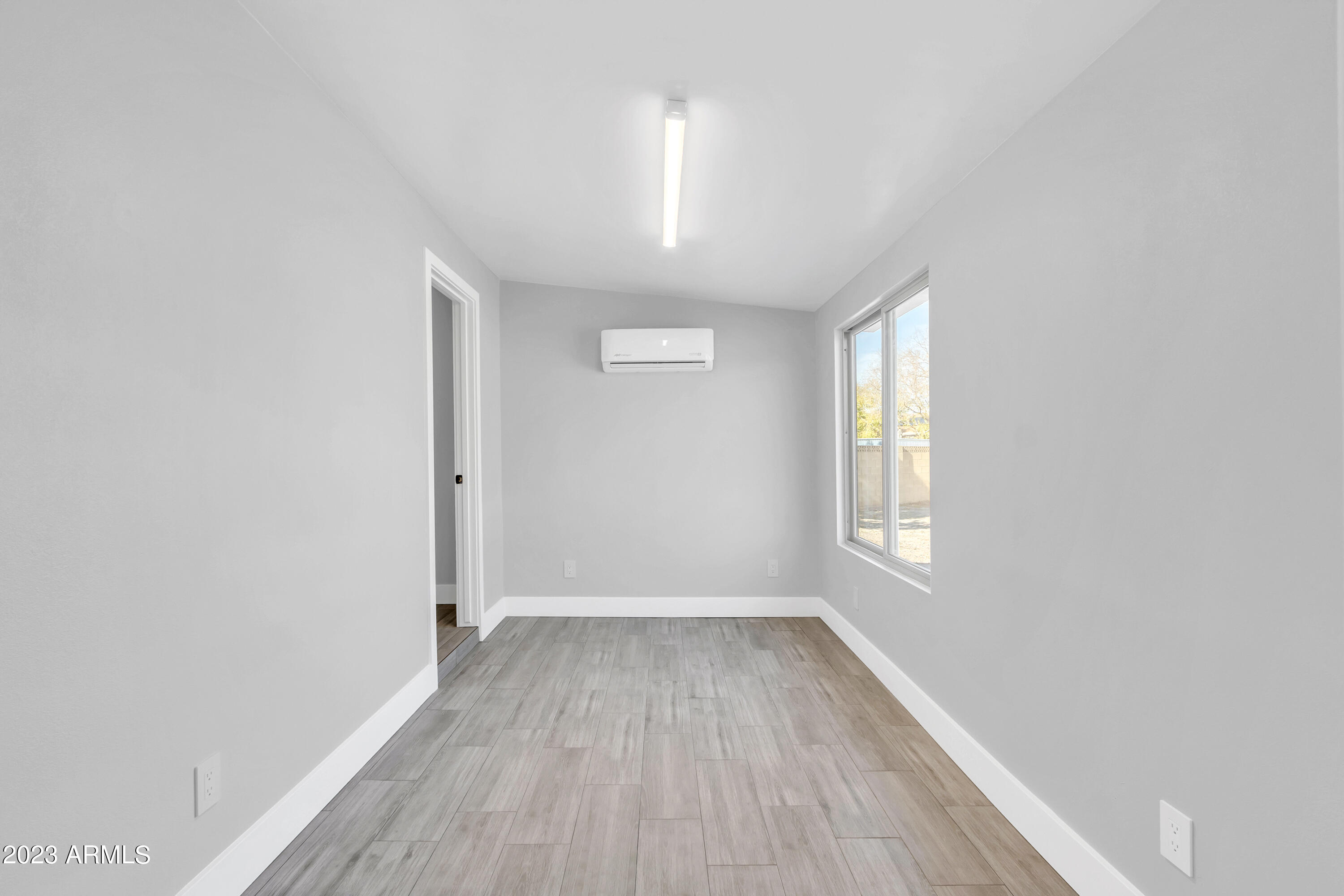 1510 W 2ND Street